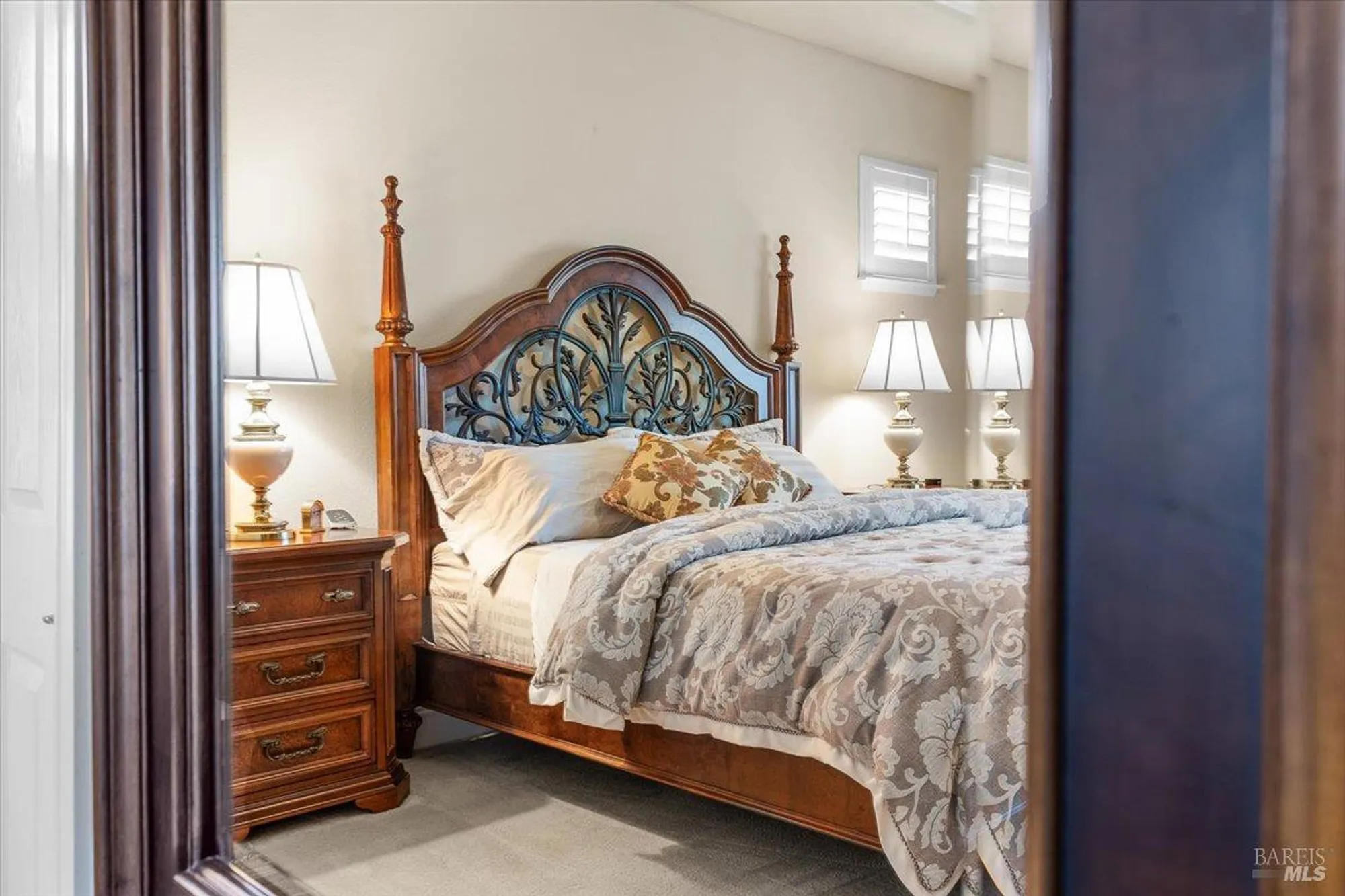 Property Slideshow image 32 of 44 | 9229 oak trail cir, Santa Rosa, CA, 95409