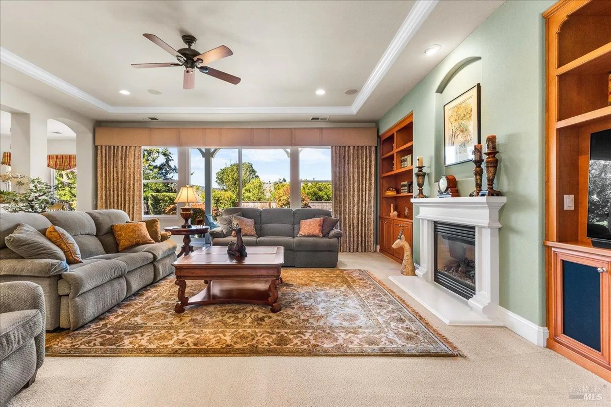 Property Slideshow image 10 of 44 | 9229 oak trail cir, Santa Rosa, CA, 95409