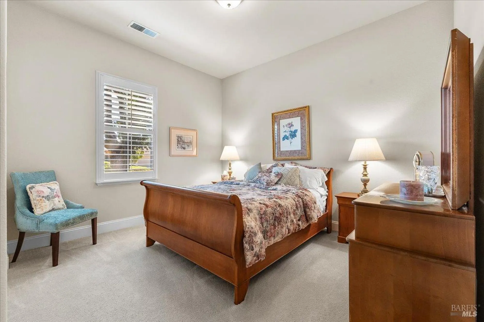 Property Slideshow image 26 of 44 | 9229 oak trail cir, Santa Rosa, CA, 95409