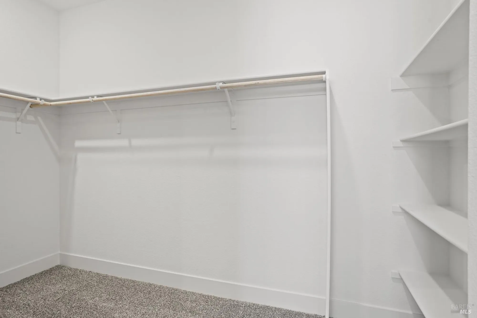 Property Slideshow image 21 of 27 | 2270 rustic oak ln, Rio Vista, CA, 94571