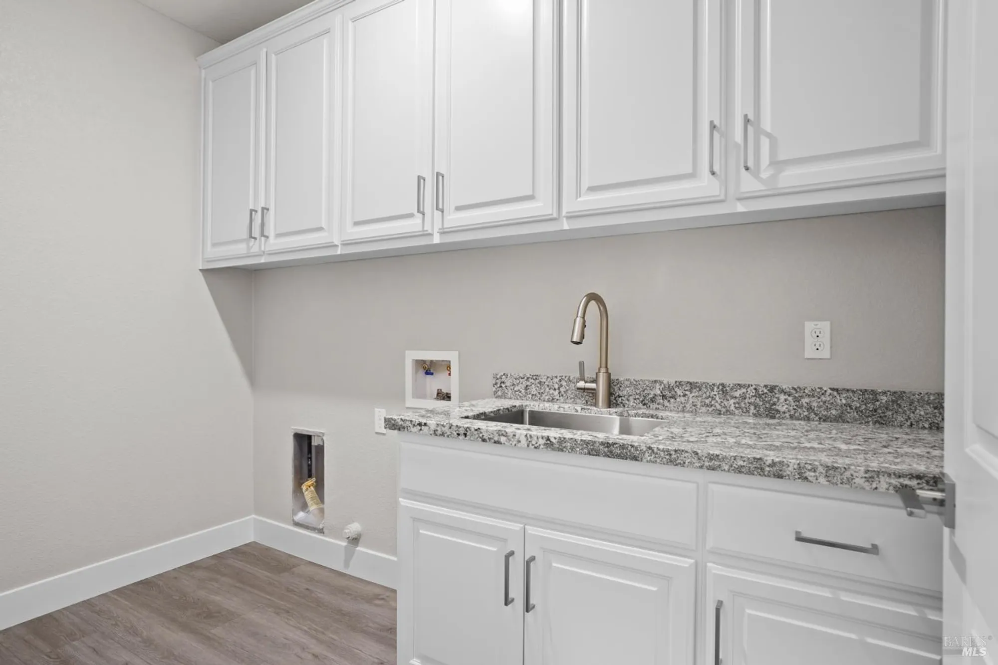 Property Slideshow image 22 of 27 | 2270 rustic oak ln, Rio Vista, CA, 94571