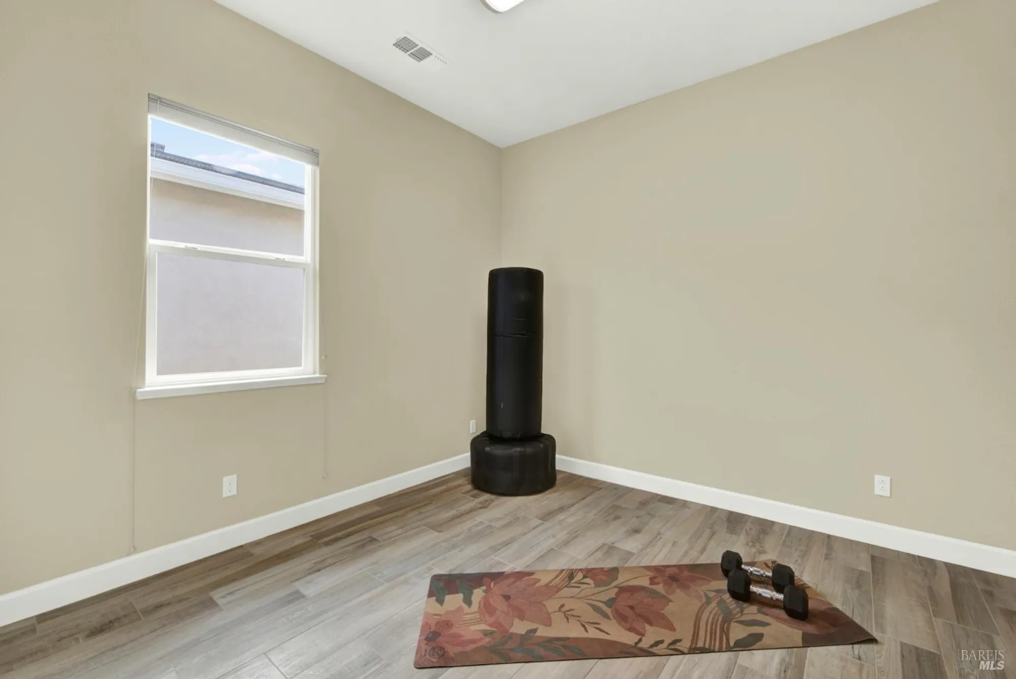 Property Slideshow image 27 of 41 | 377 waterwood dr, Rio Vista, CA, 94571