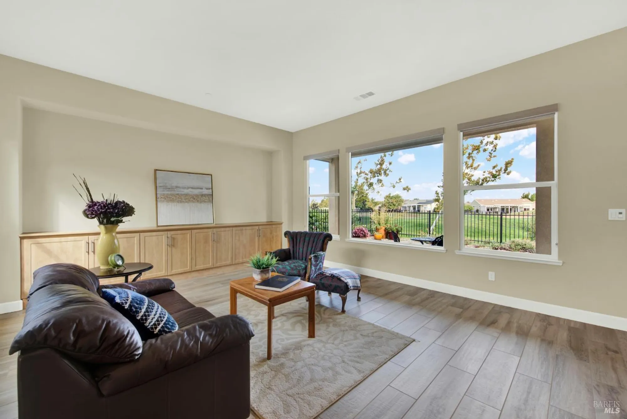 Property Slideshow image 15 of 41 | 377 waterwood dr, Rio Vista, CA, 94571