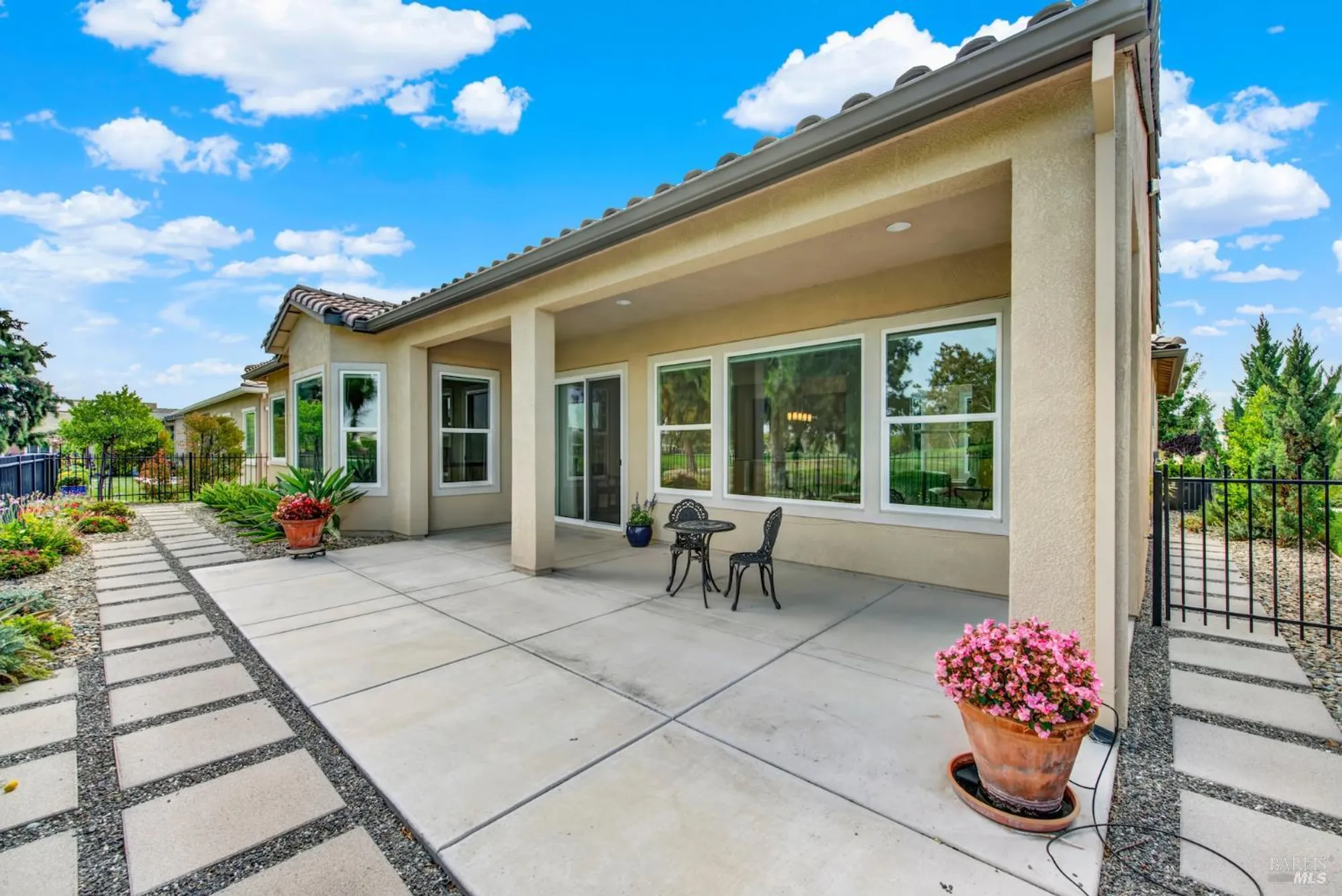 Property Slideshow image 33 of 41 | 377 waterwood dr, Rio Vista, CA, 94571
