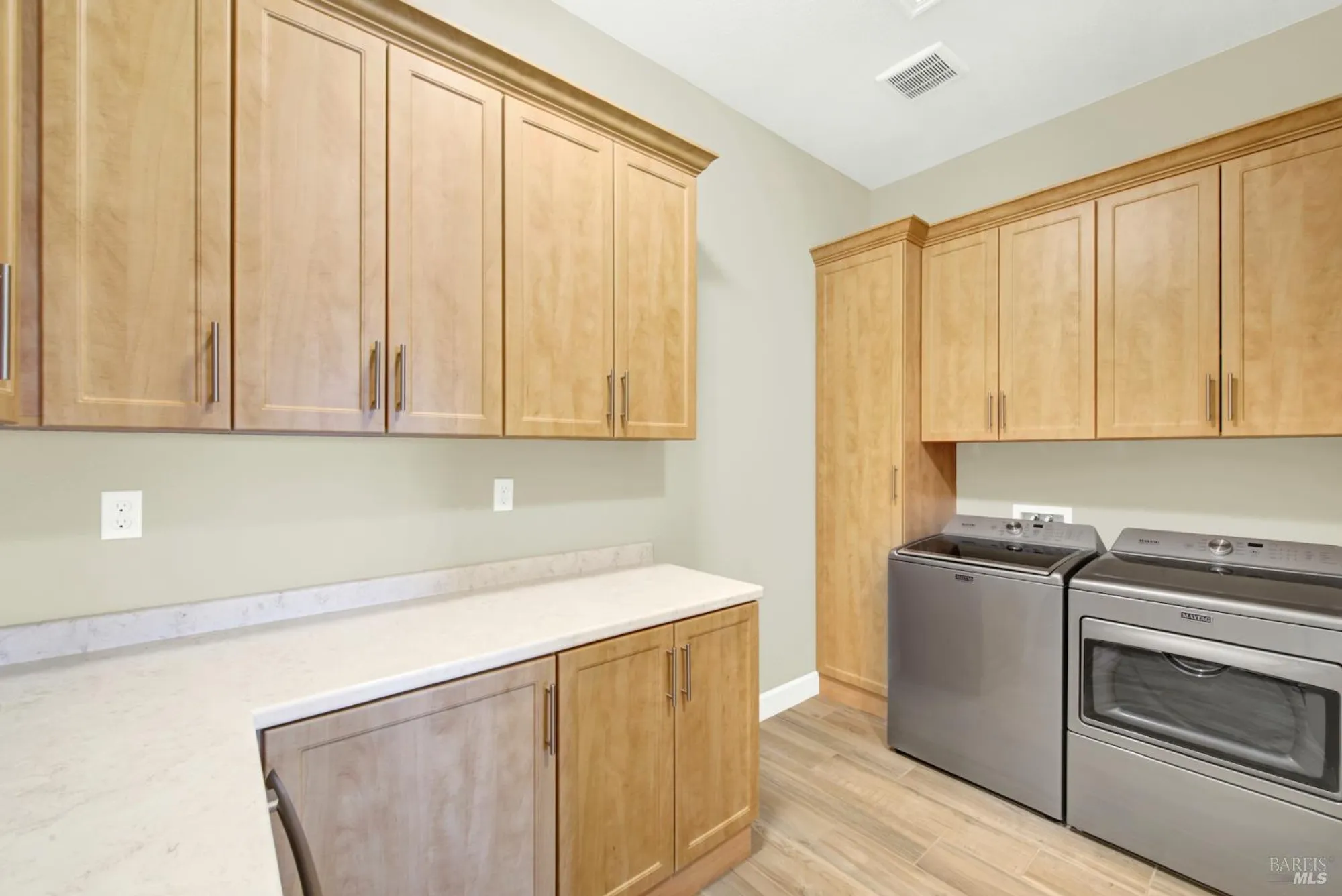 Property Slideshow image 19 of 41 | 377 waterwood dr, Rio Vista, CA, 94571