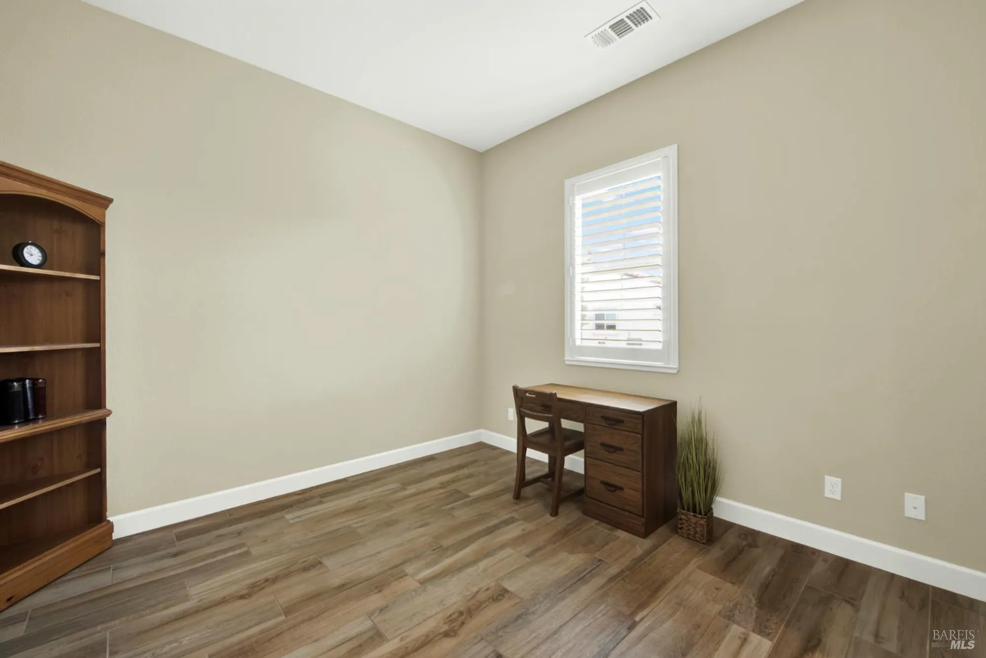 Property Slideshow image 29 of 41 | 377 waterwood dr, Rio Vista, CA, 94571