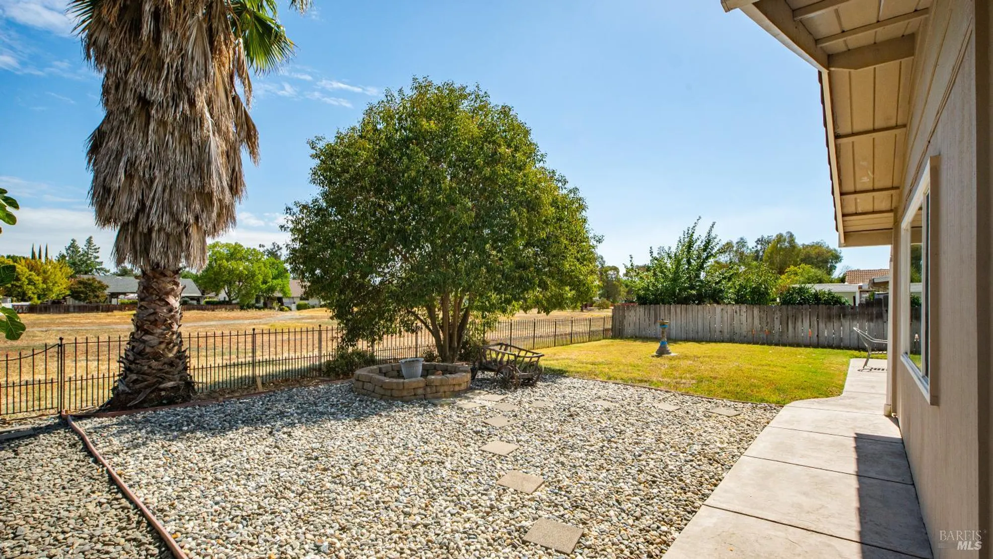 Property Slideshow image 43 of 59 | 442 yellowstone dr, Vacaville, CA, 95687