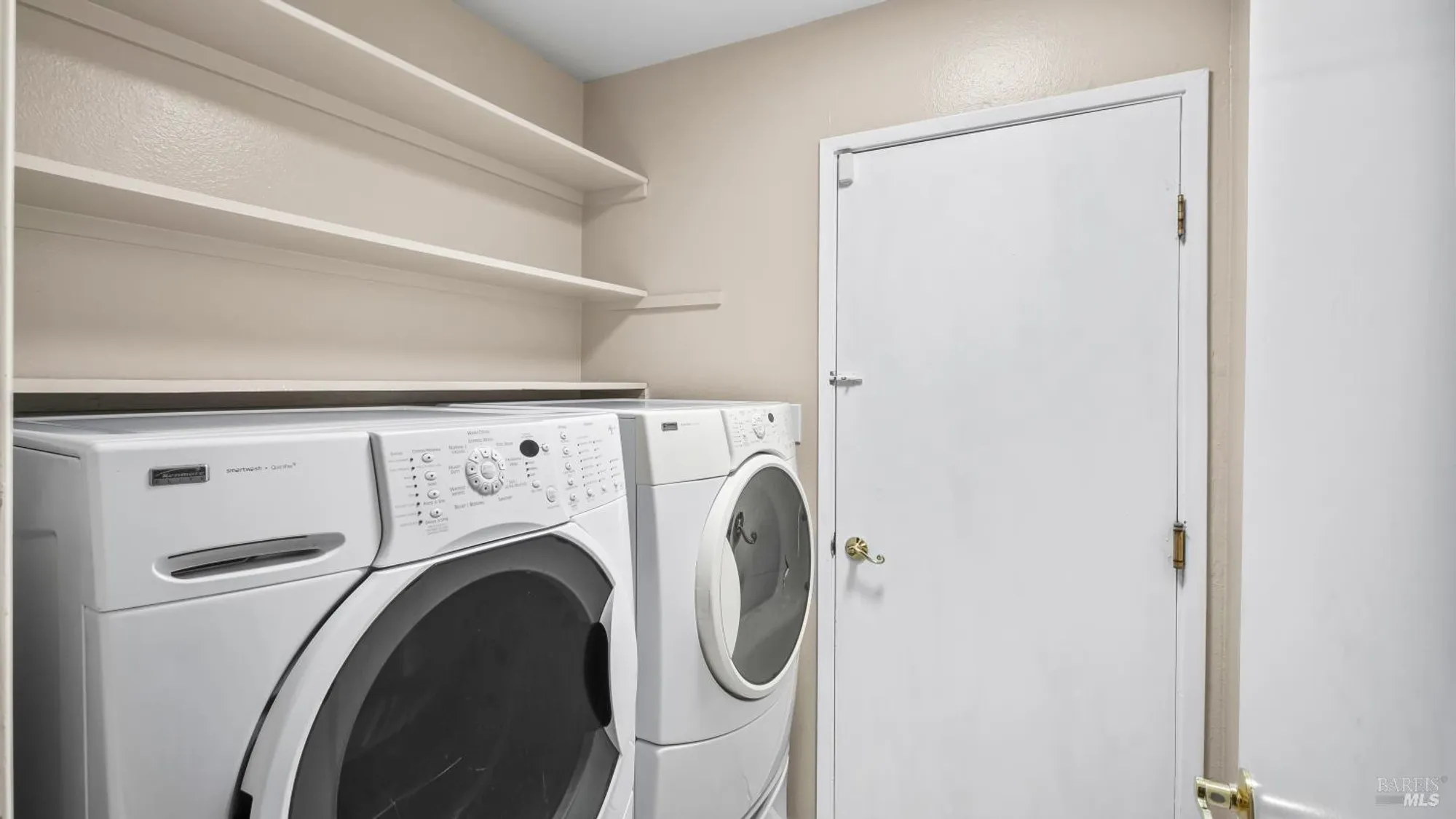 Property Slideshow image 24 of 59 | 442 yellowstone dr, Vacaville, CA, 95687