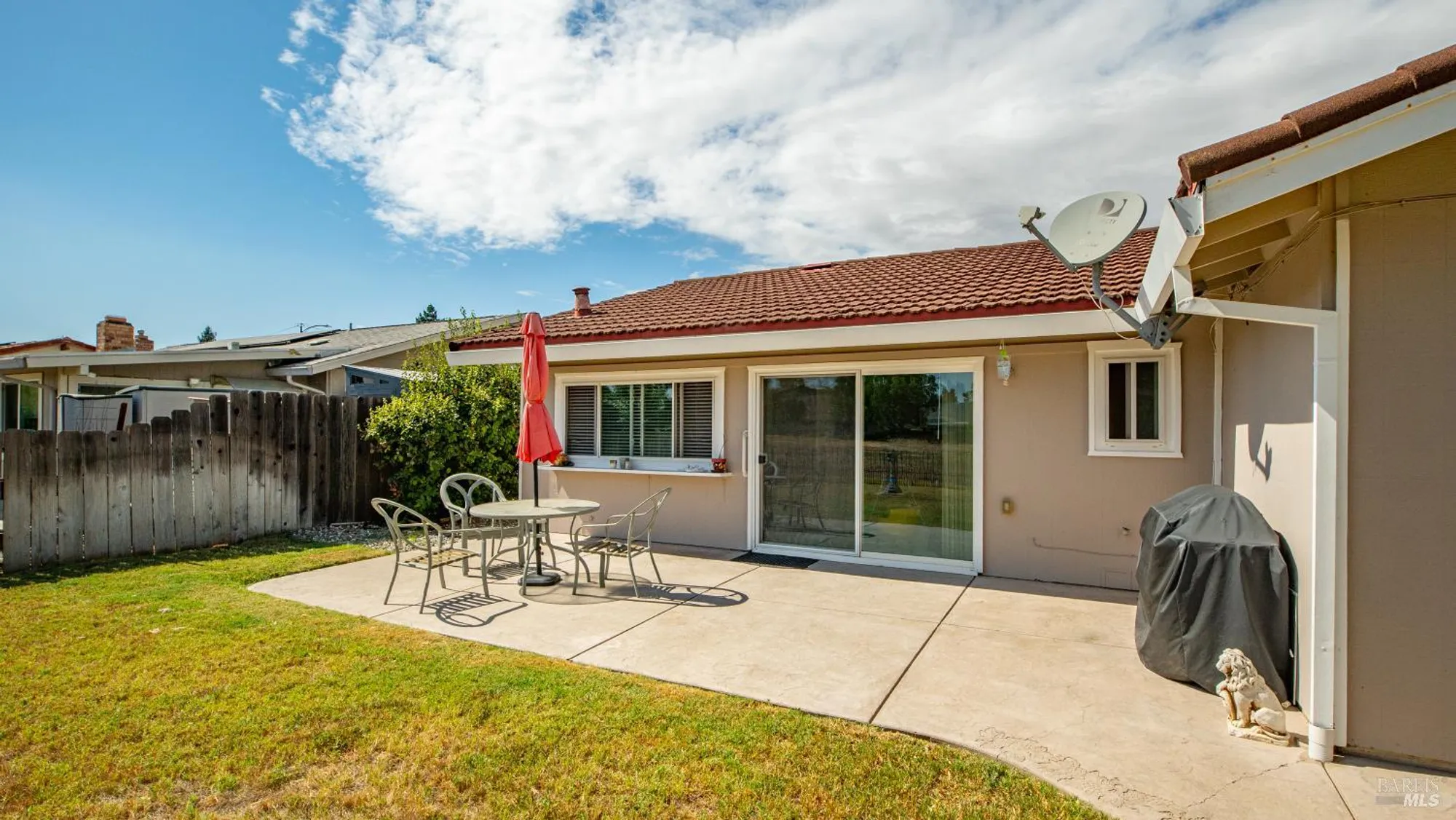 Property Slideshow image 38 of 59 | 442 yellowstone dr, Vacaville, CA, 95687