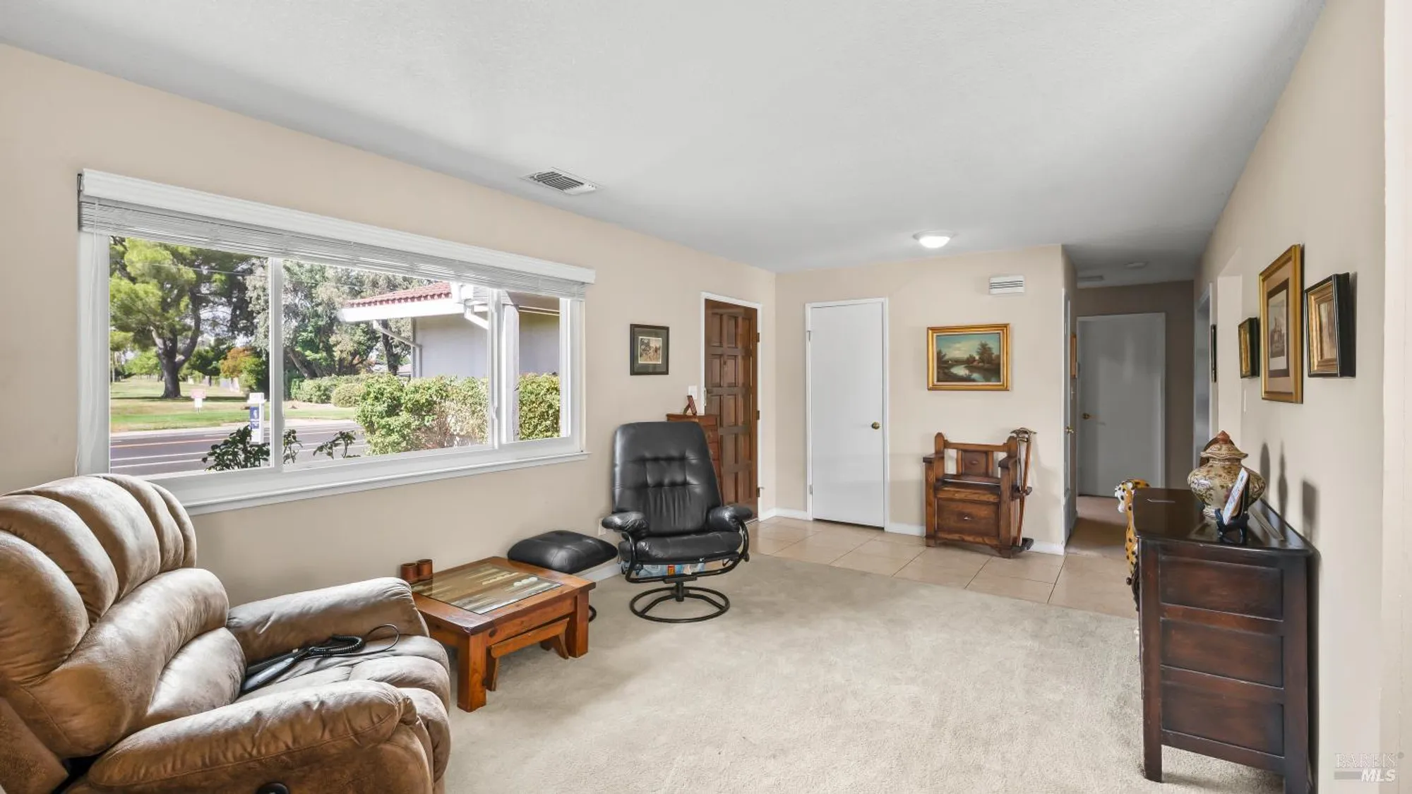 Property Slideshow image 9 of 59 | 442 yellowstone dr, Vacaville, CA, 95687