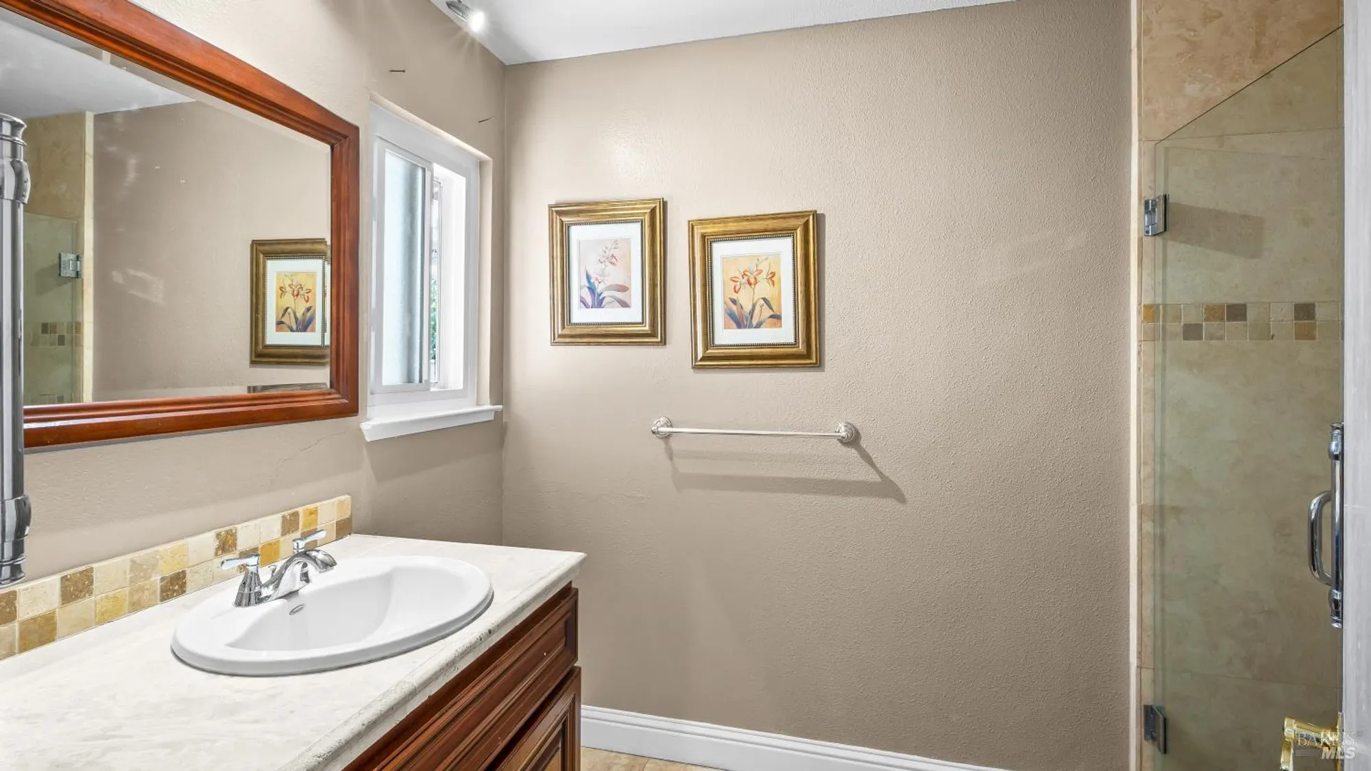 Property Slideshow image 31 of 59 | 442 yellowstone dr, Vacaville, CA, 95687