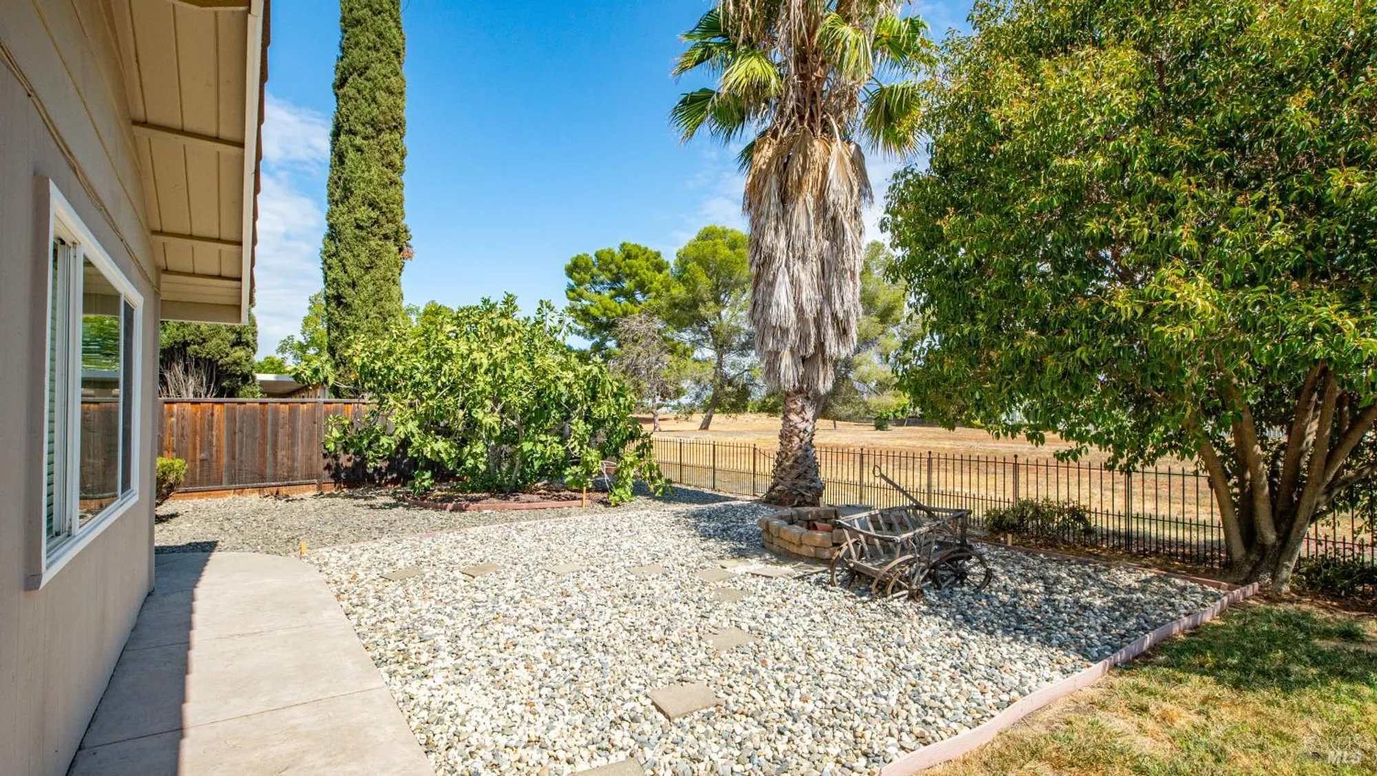 Property Slideshow image 42 of 59 | 442 yellowstone dr, Vacaville, CA, 95687