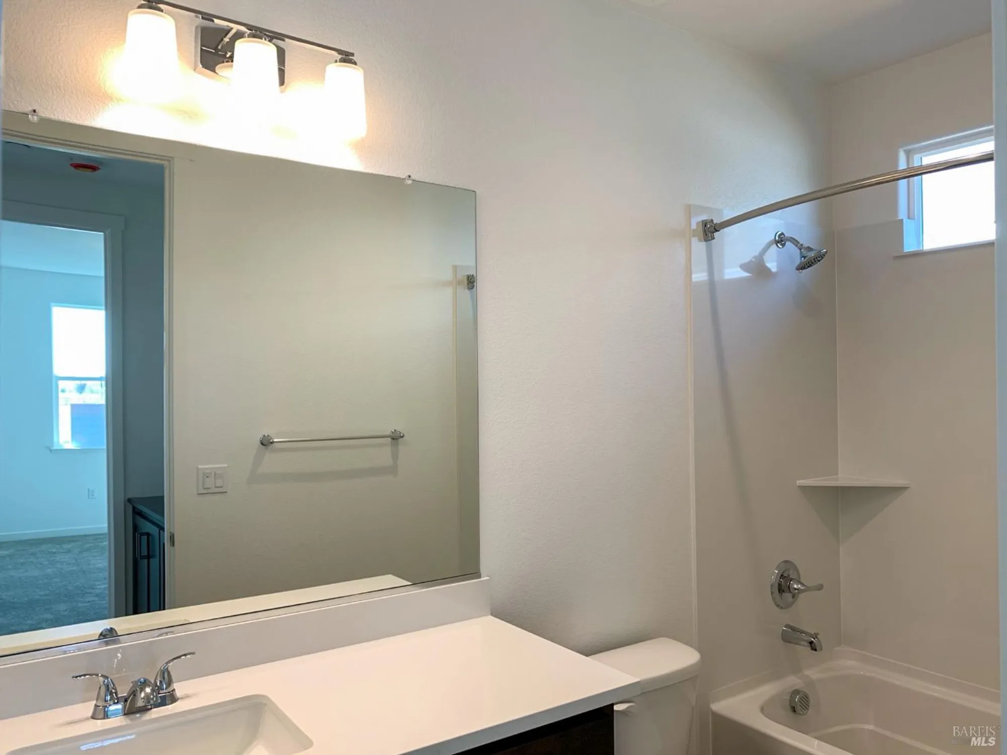 Property Slideshow image 10 of 51 | 2640 hopscotch st, Rio Vista, CA, 94571