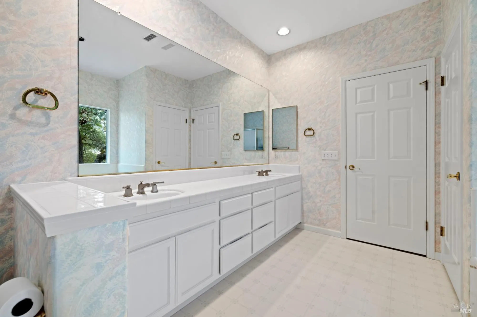 Property Slideshow image 43 of 67 | 6334 pleasant vista pl, Santa Rosa, CA, 95409