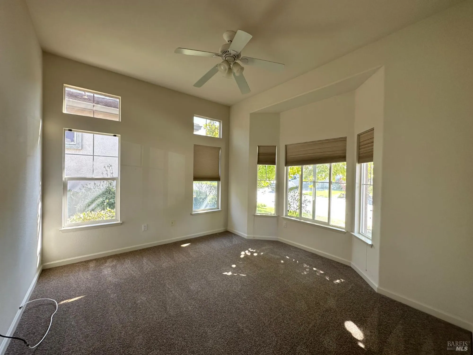 Property Slideshow image 4 of 18 | 470 edgewood dr, Rio Vista, CA, 94571