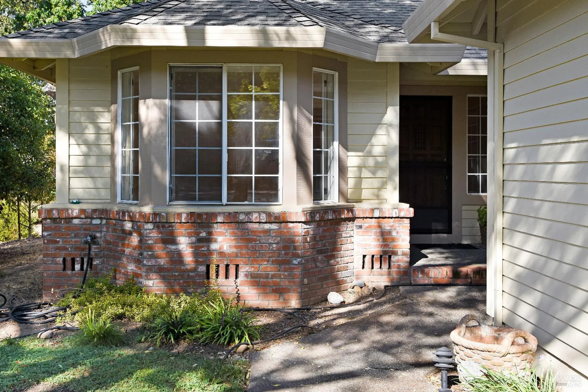 Property Slideshow image 4 of 19 | 7921 oakmont dr, Santa Rosa, CA, 95409