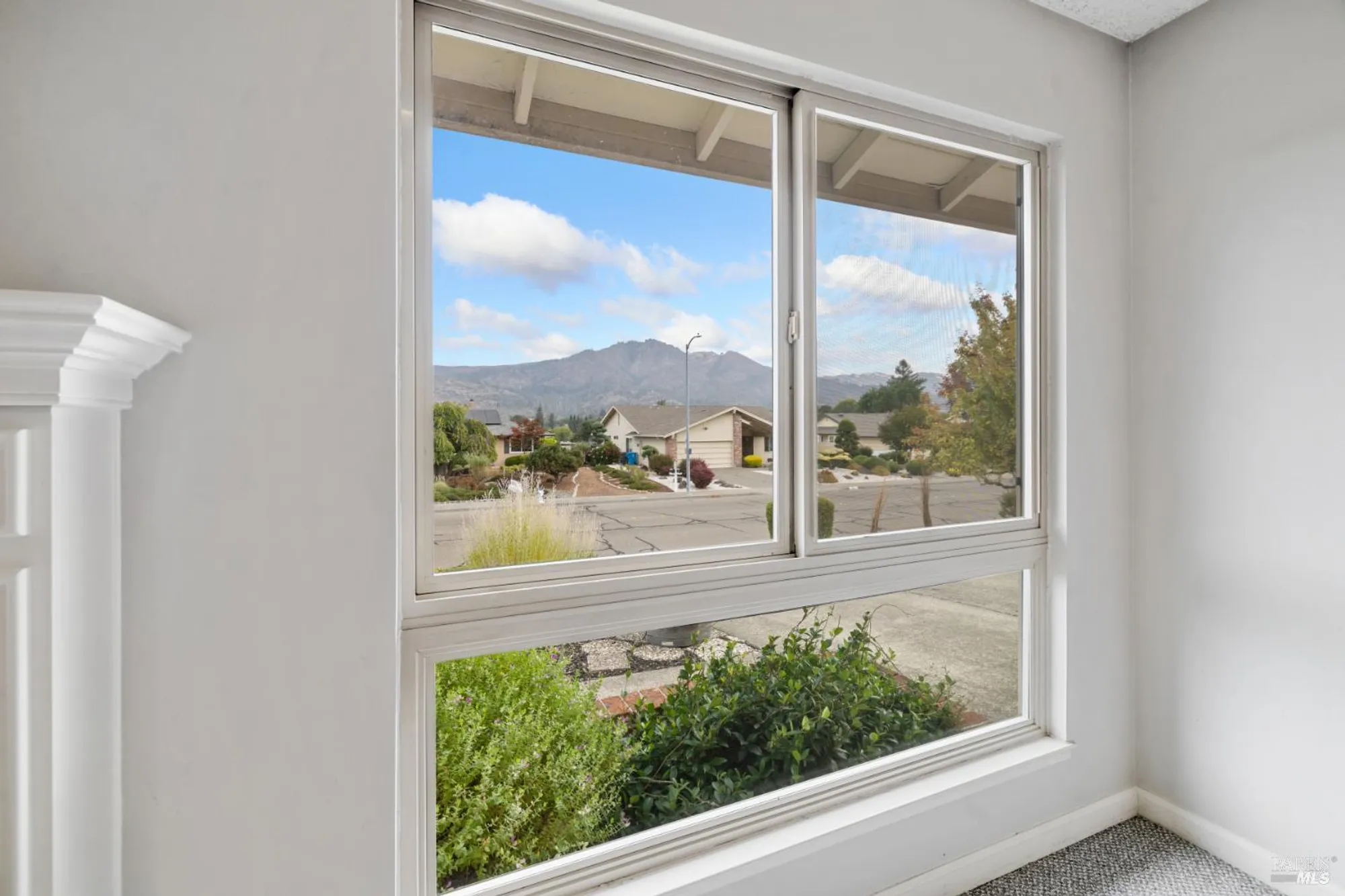 Property Slideshow image 3 of 24 | 7256 oakmont dr, Santa Rosa, CA, 95409