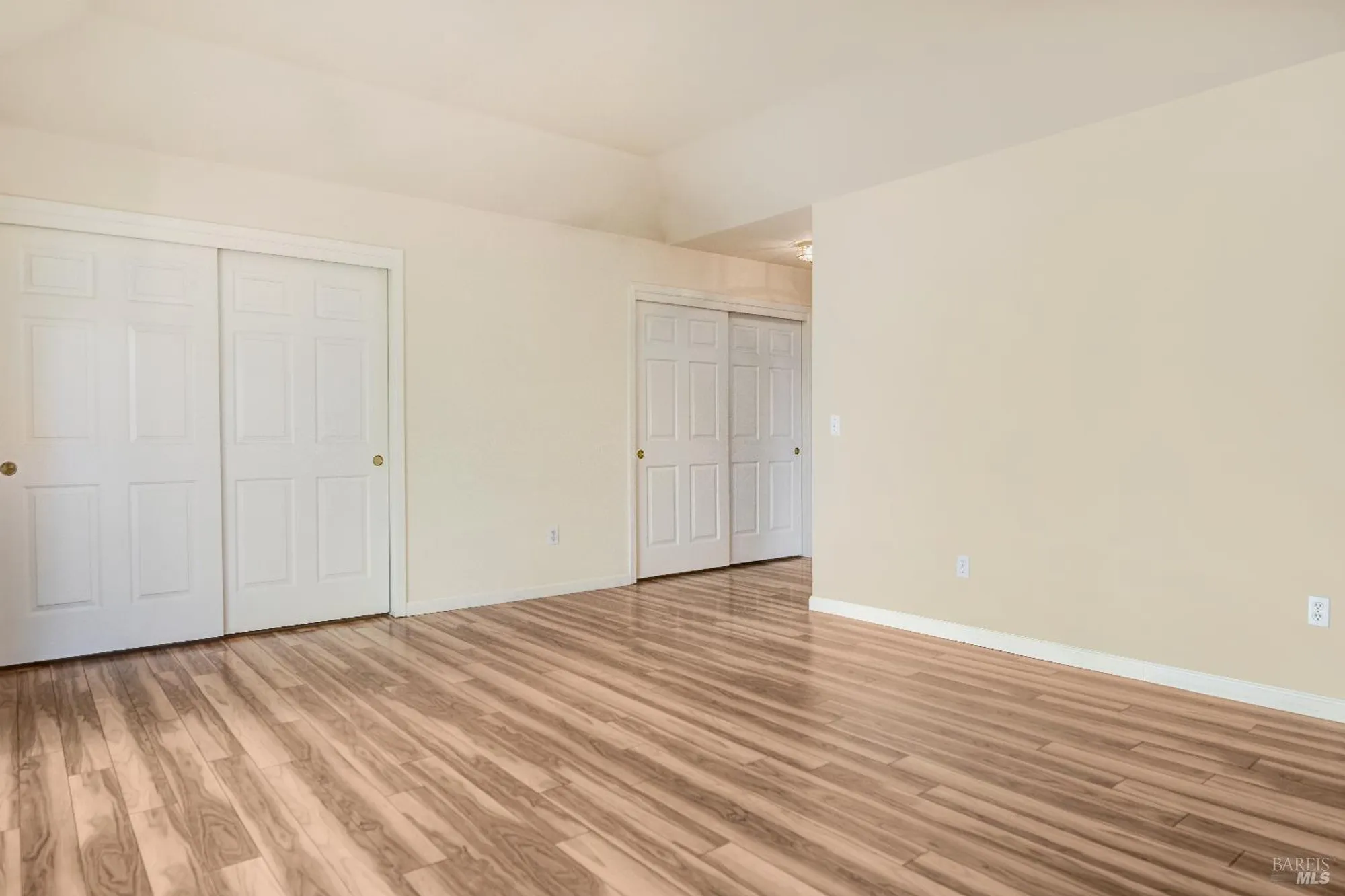 Property Slideshow image 12 of 19 | 7921 oakmont dr, Santa Rosa, CA, 95409