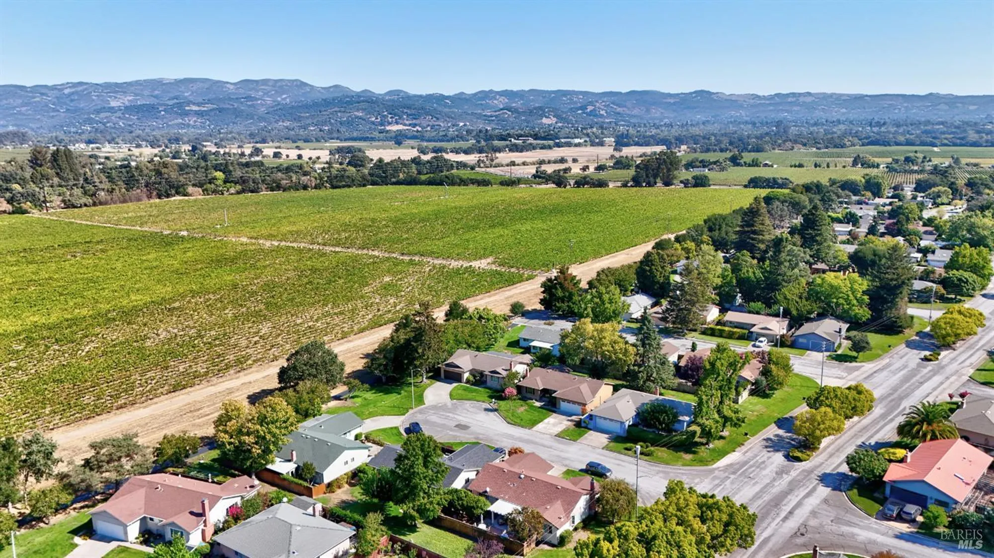 Property Slideshow image 47 of 59 | 175 temelec cir, Sonoma, CA, 95476