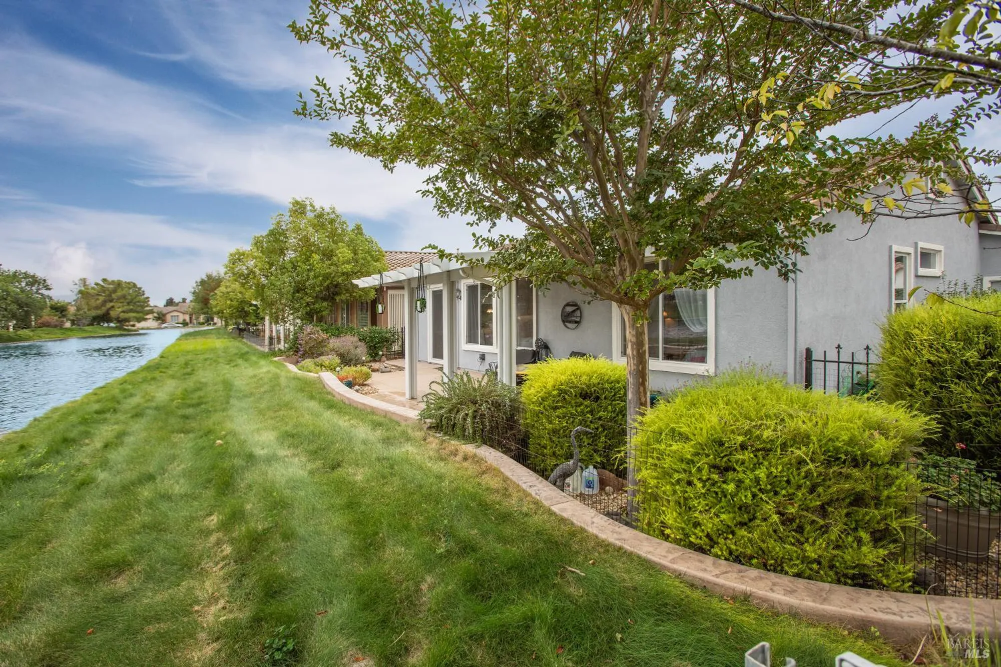 Property Slideshow image 9 of 39 | 536 quail walk way, Rio Vista, CA, 94571