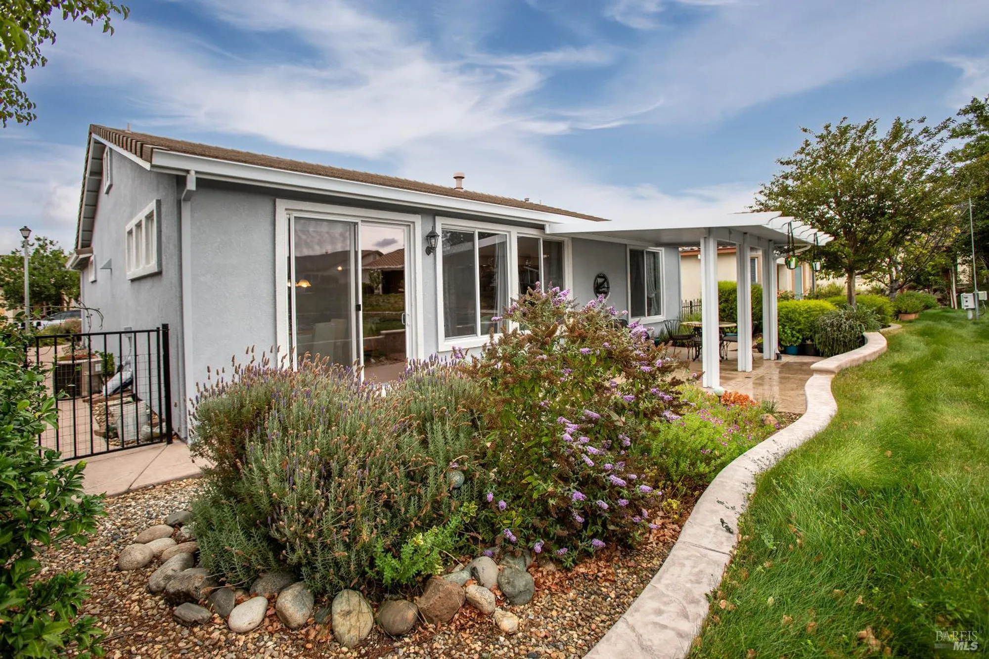 Property Slideshow image 7 of 39 | 536 quail walk way, Rio Vista, CA, 94571