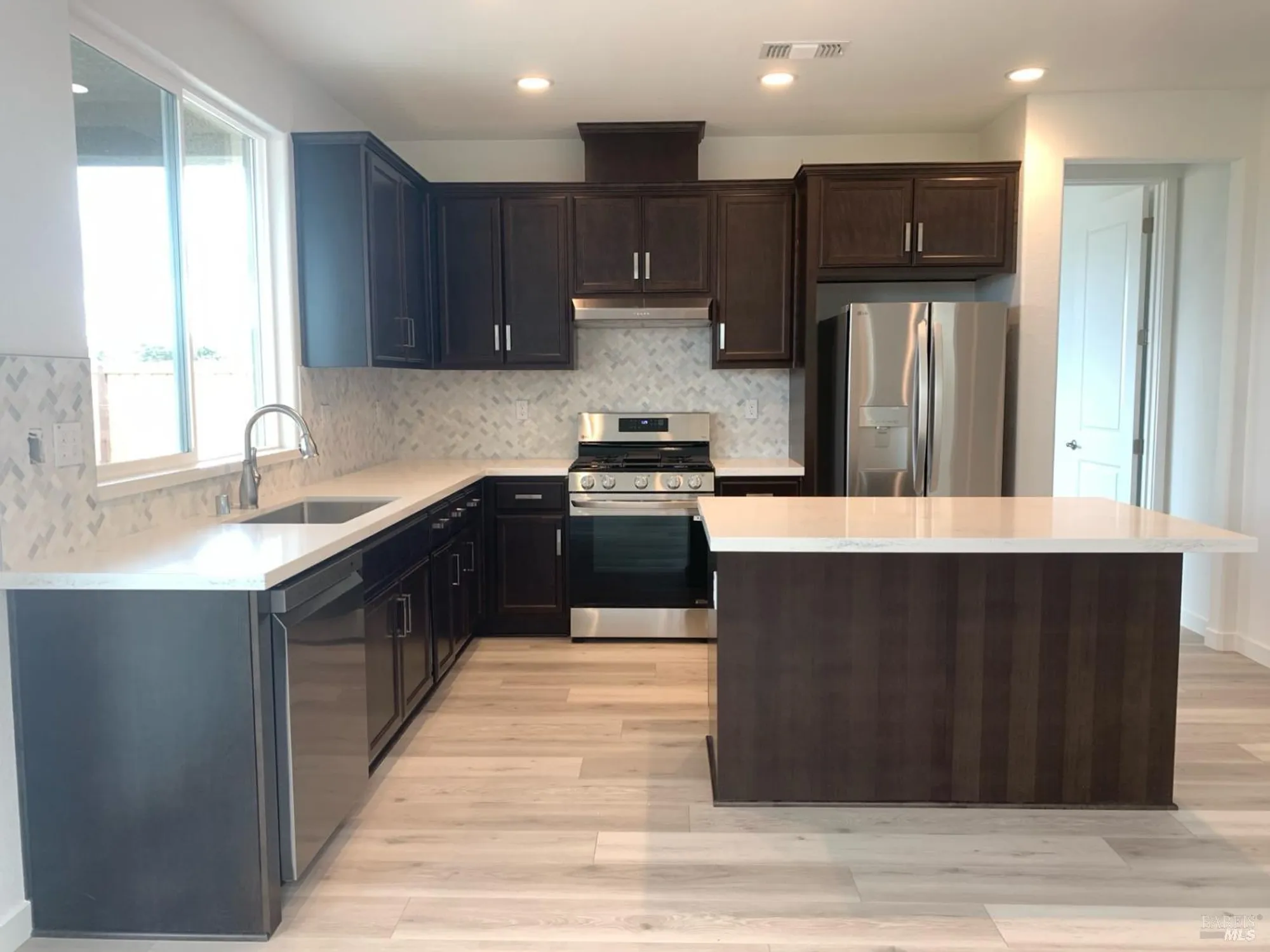 Property Slideshow image 2 of 20 | 2666 hopscotch st, Rio Vista, CA, 94571