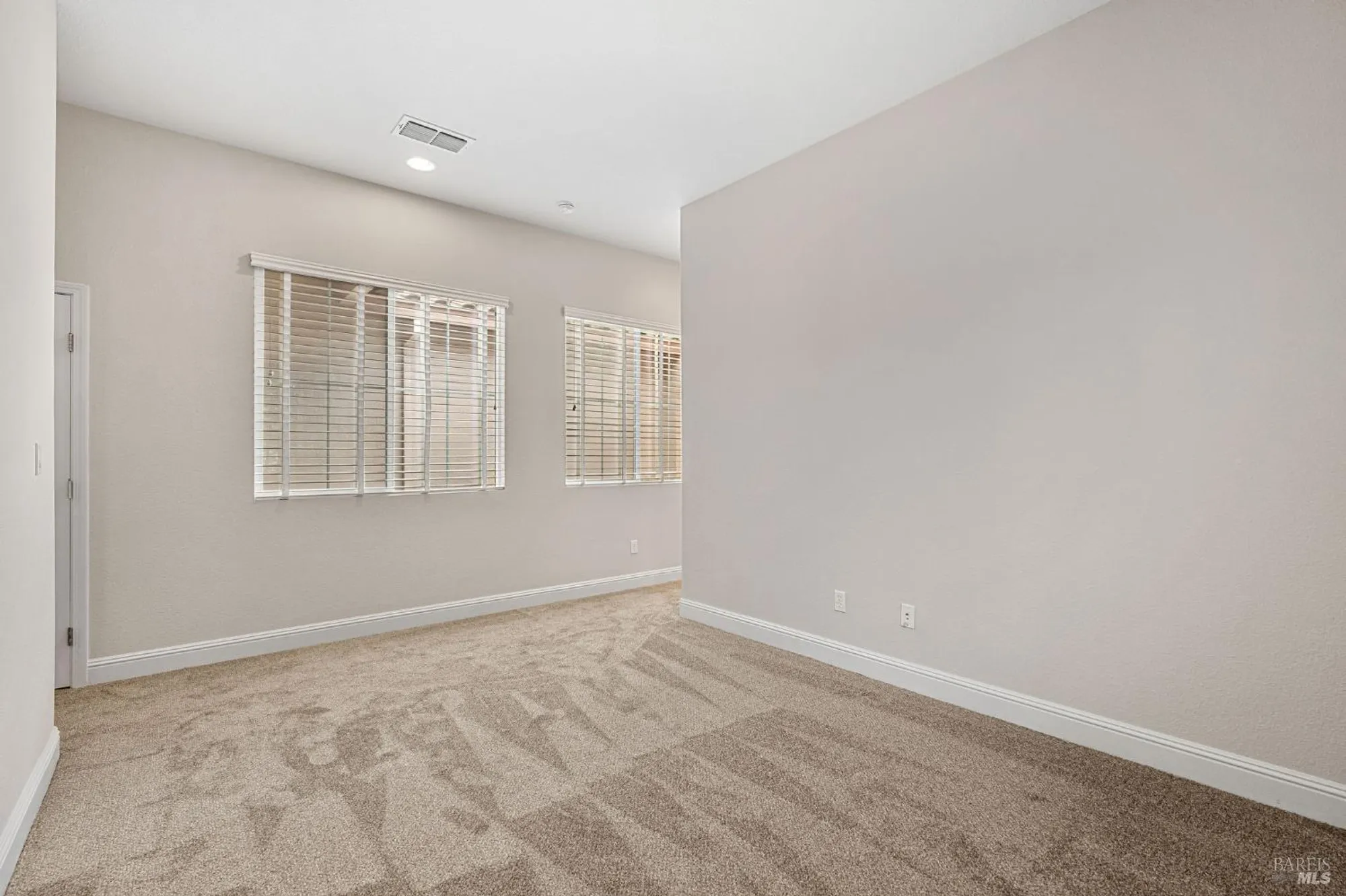 Property Slideshow image 30 of 79 | 408 willow brook way, Rio Vista, CA, 94571