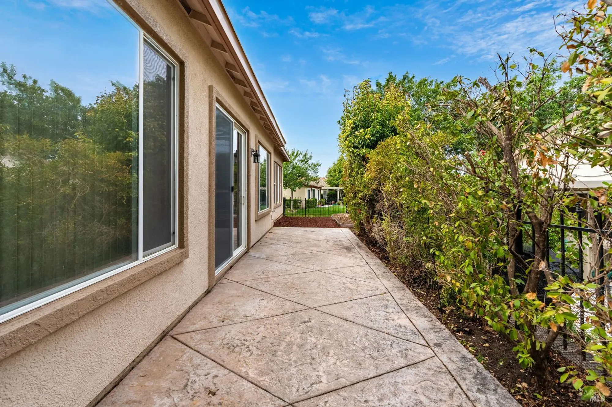 Property Slideshow image 39 of 79 | 408 willow brook way, Rio Vista, CA, 94571