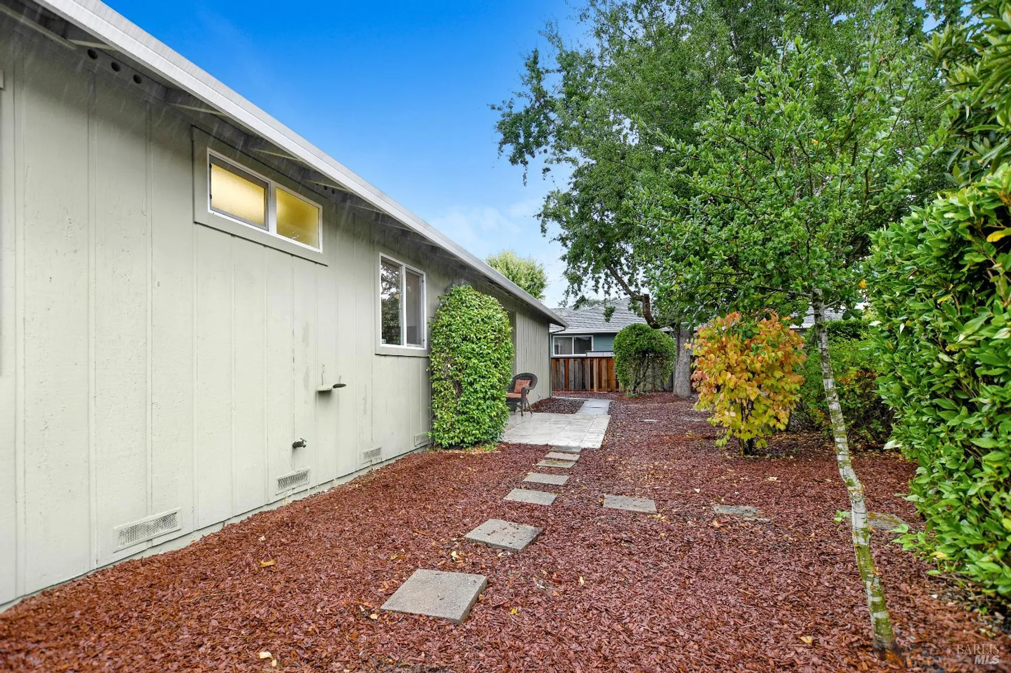 Property Slideshow image 22 of 24 | 284 valley oaks dr, Santa Rosa, CA, 95409