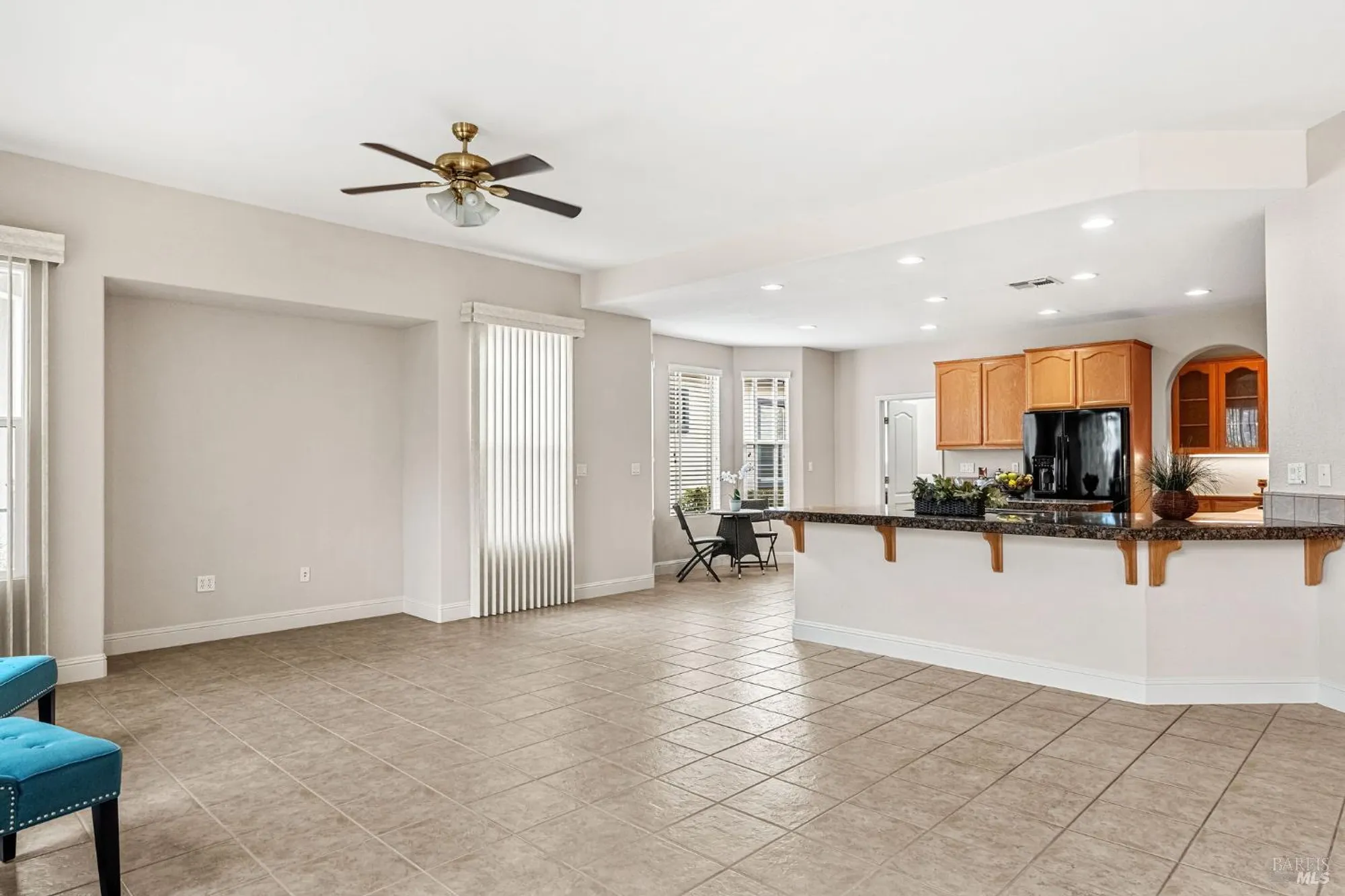 Property Slideshow image 10 of 79 | 408 willow brook way, Rio Vista, CA, 94571