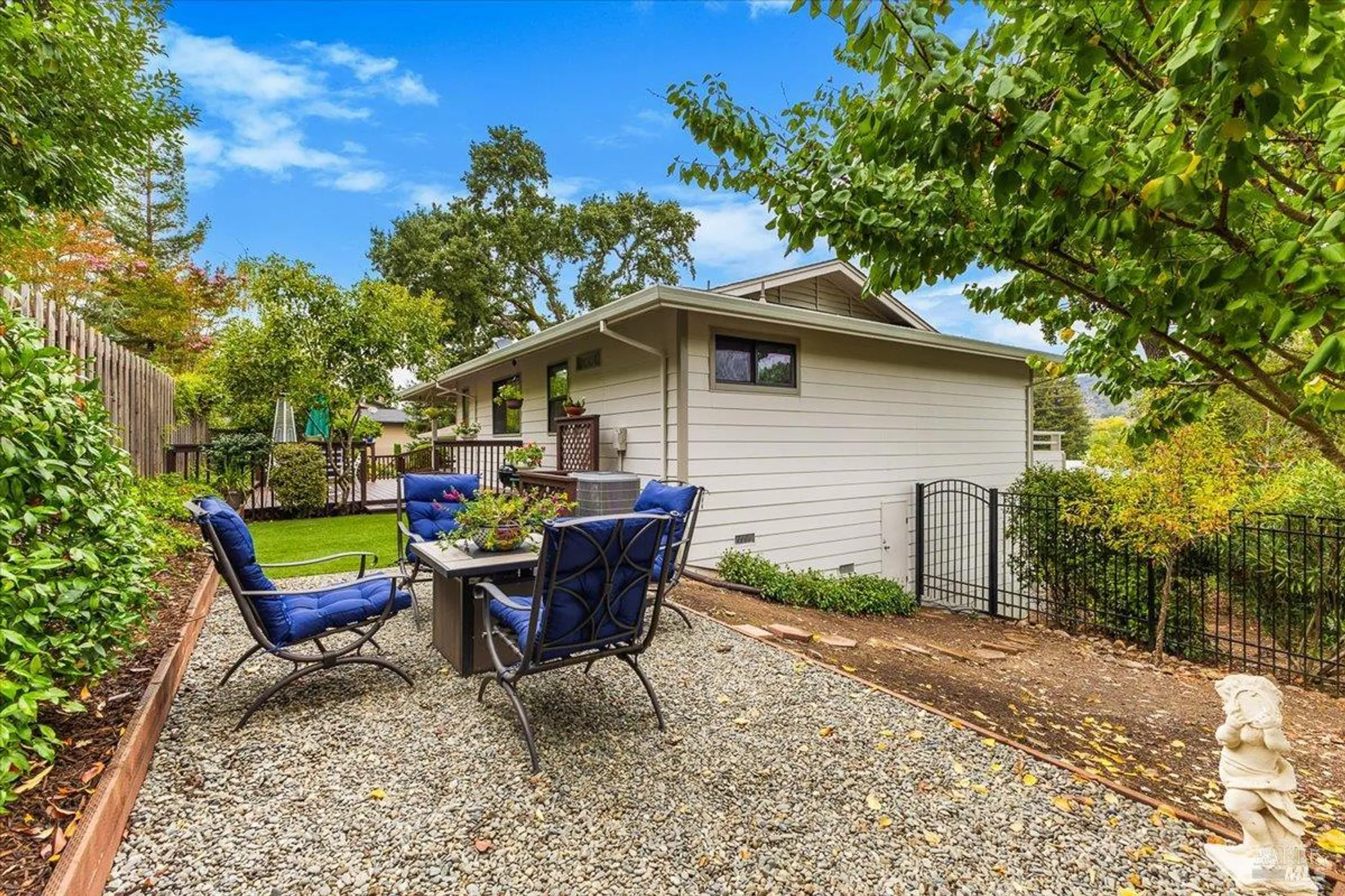 Property Slideshow image 41 of 49 | 6850 oakmont dr, Santa Rosa, CA, 95409