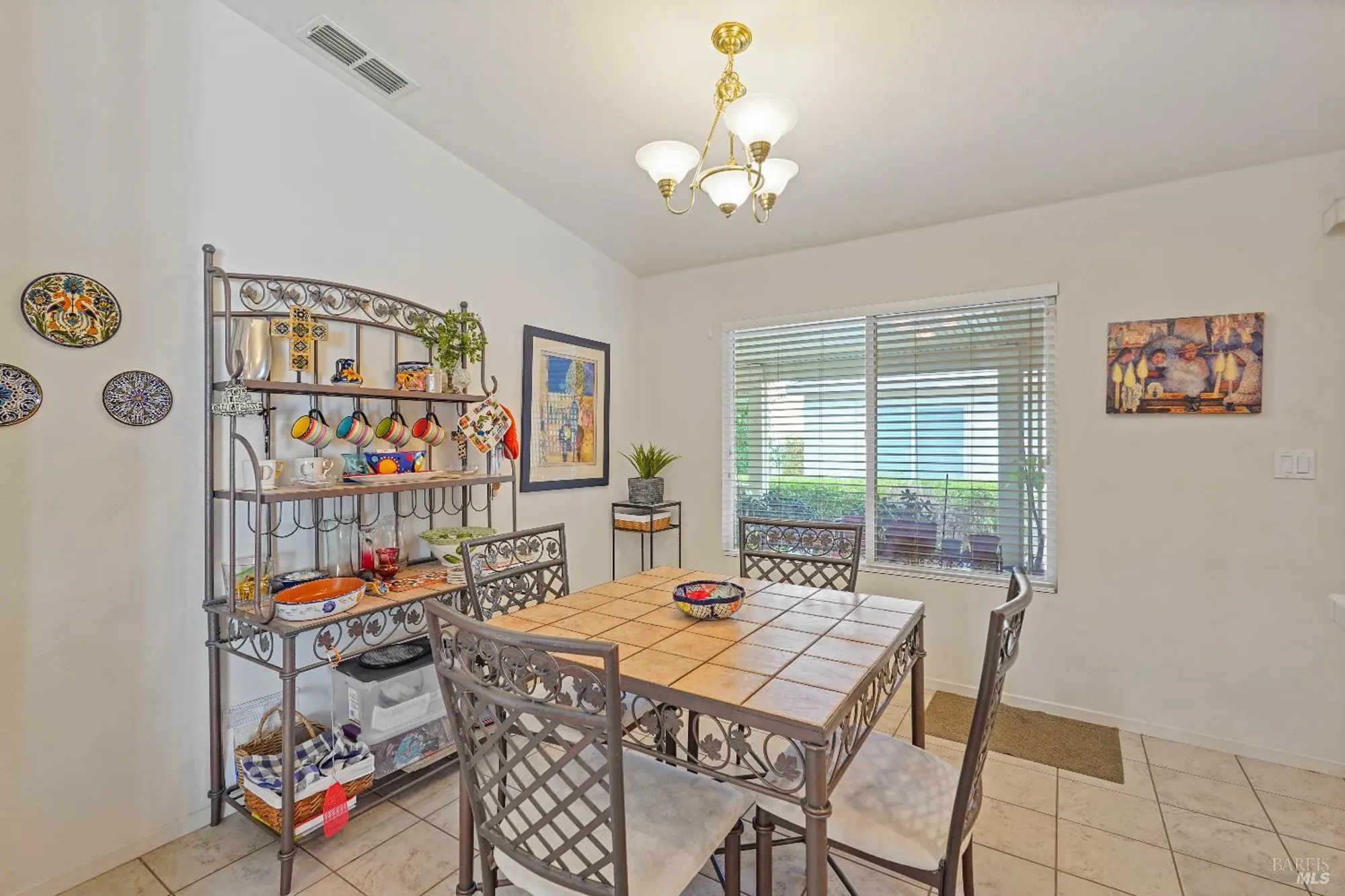 Property Slideshow image 8 of 69 | 285 sage meadows dr, Rio Vista, CA, 94571