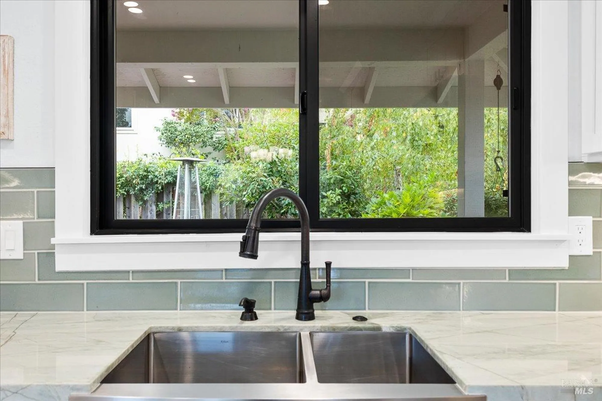 Property Slideshow image 17 of 49 | 6850 oakmont dr, Santa Rosa, CA, 95409