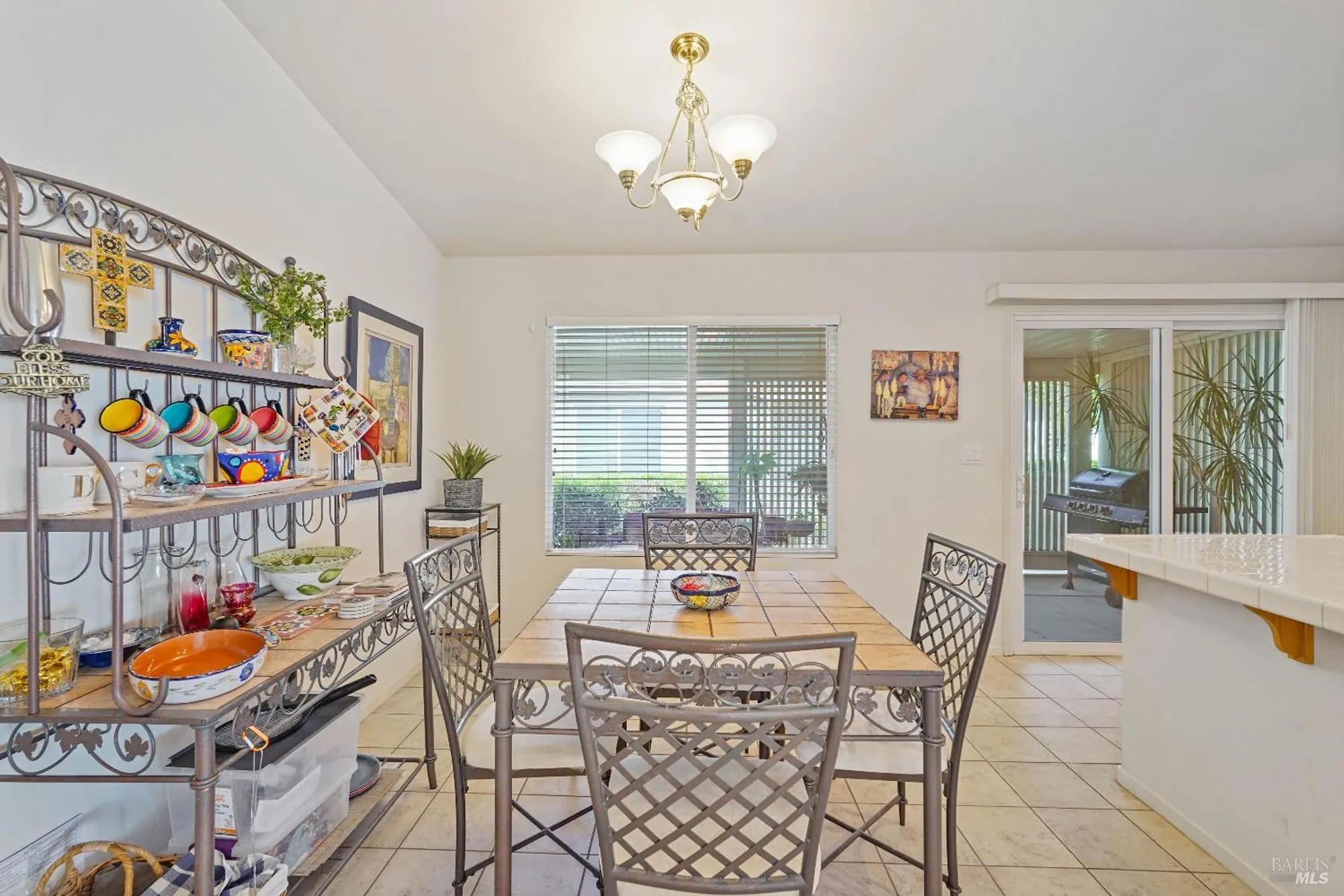 Property Slideshow image 7 of 69 | 285 sage meadows dr, Rio Vista, CA, 94571