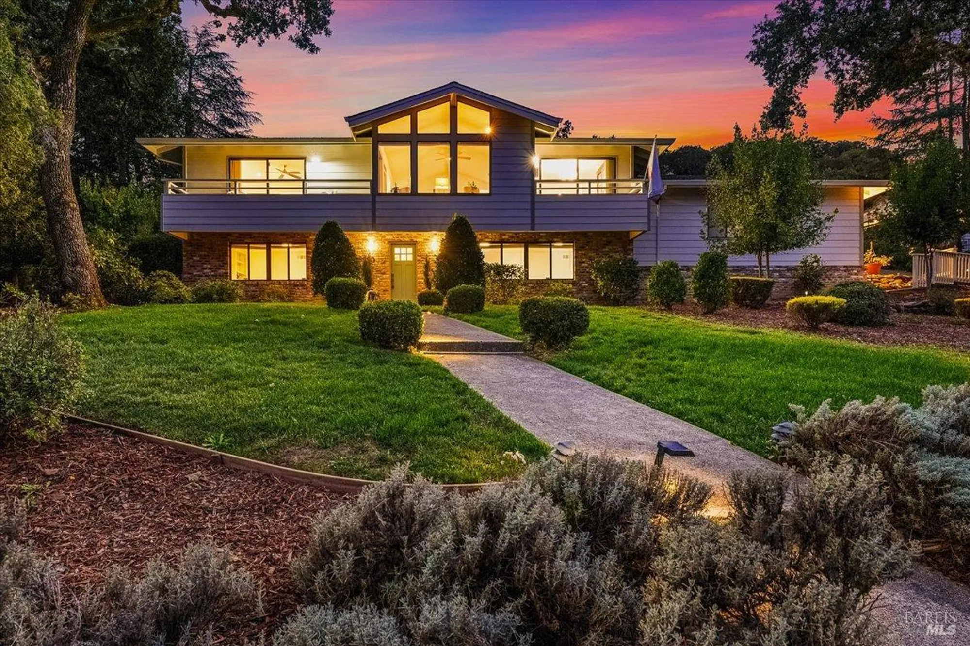 Property Slideshow image 1 of 49 | 6850 oakmont dr, Santa Rosa, CA, 95409