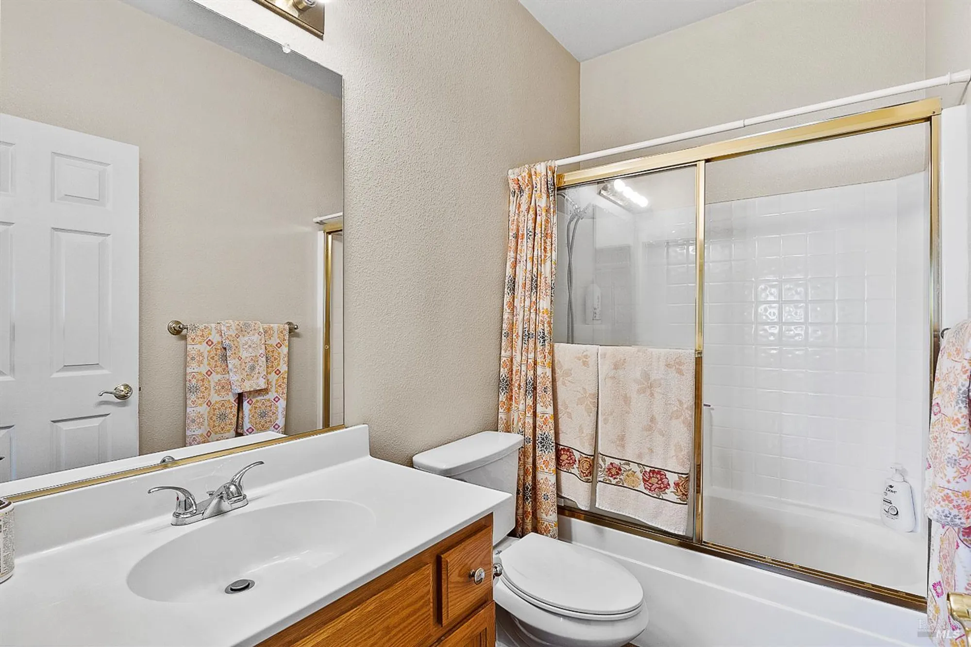 Property Slideshow image 21 of 30 | 714 cherry hills ln, Rio Vista, CA, 94571