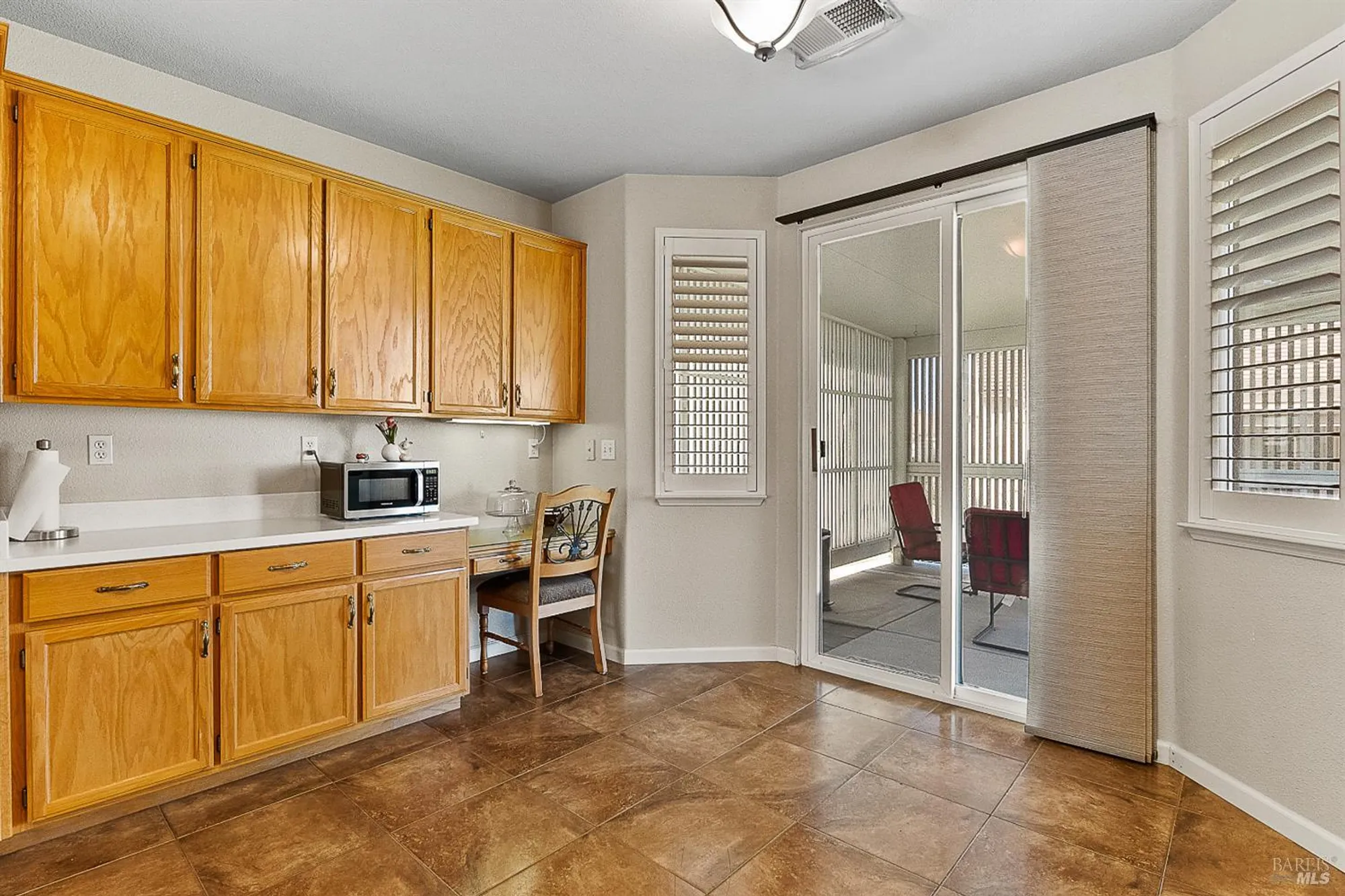 Property Slideshow image 12 of 30 | 714 cherry hills ln, Rio Vista, CA, 94571