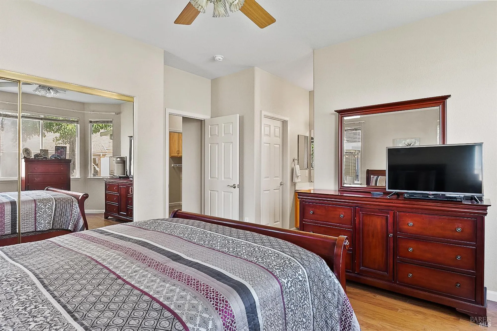 Property Slideshow image 16 of 30 | 714 cherry hills ln, Rio Vista, CA, 94571