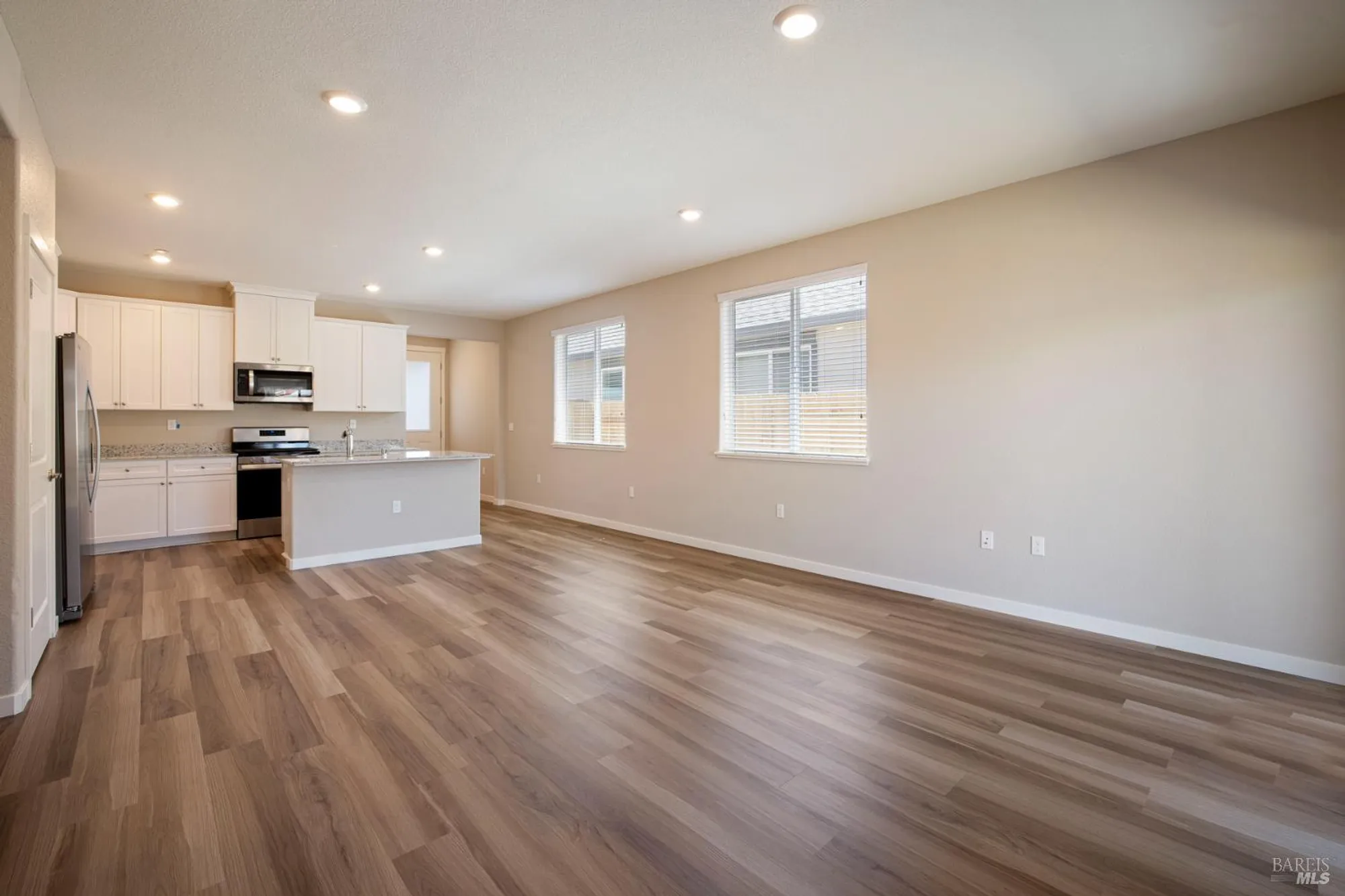 Property Slideshow image 8 of 20 | 2260 front porch ln, Rio Vista, CA, 94571