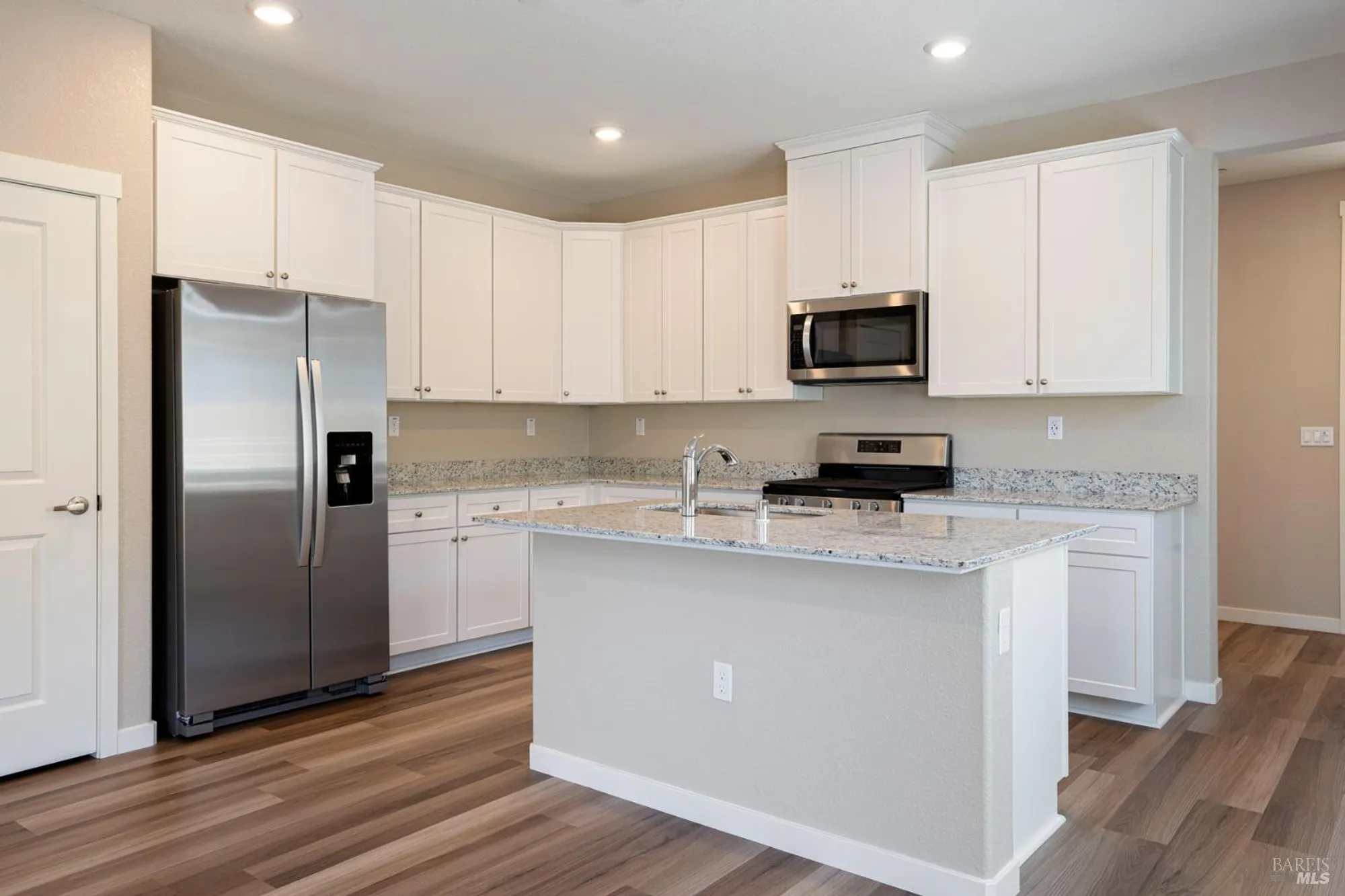 Property Slideshow image 10 of 20 | 2260 front porch ln, Rio Vista, CA, 94571