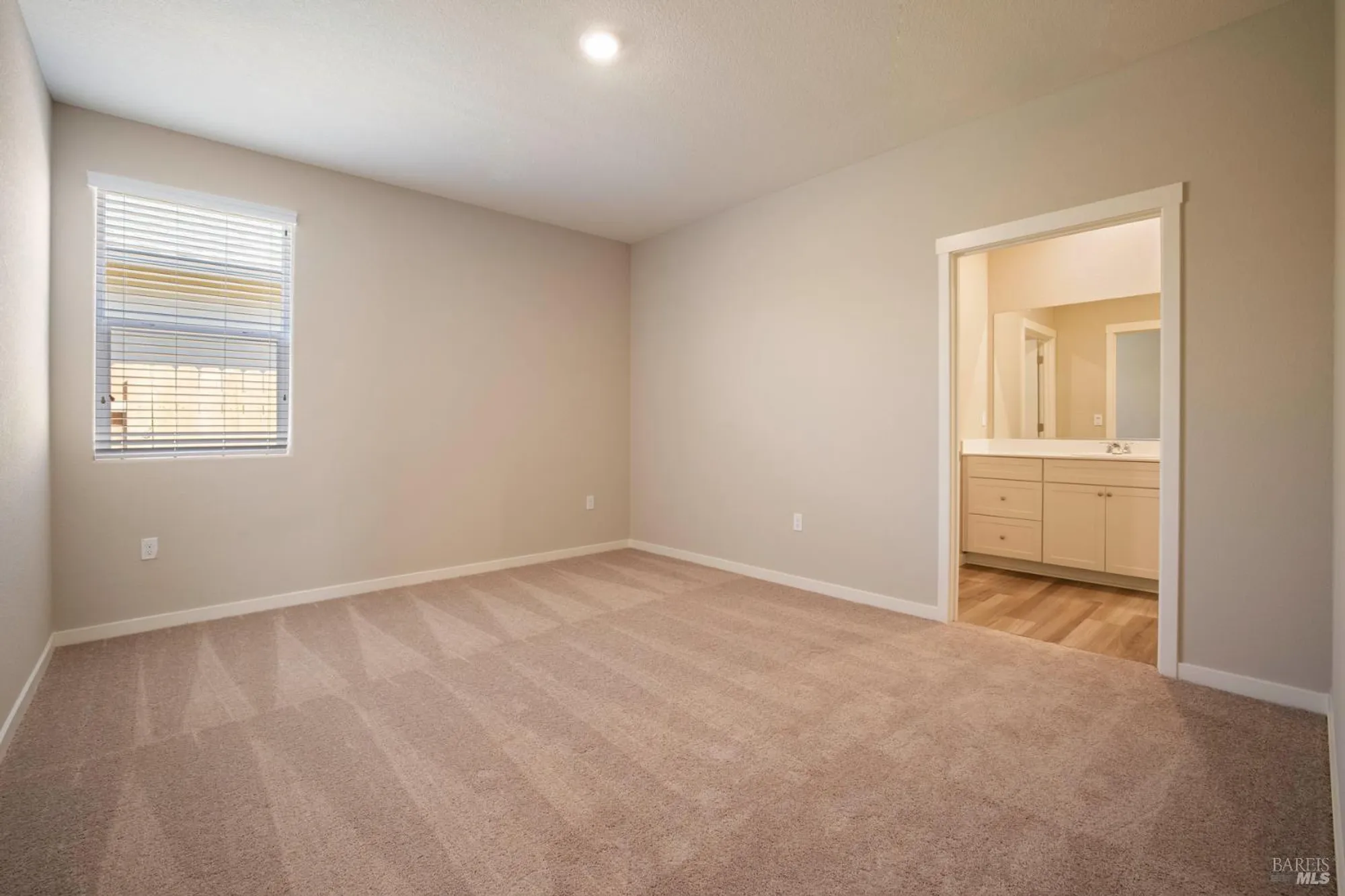 Property Slideshow image 18 of 20 | 2260 front porch ln, Rio Vista, CA, 94571