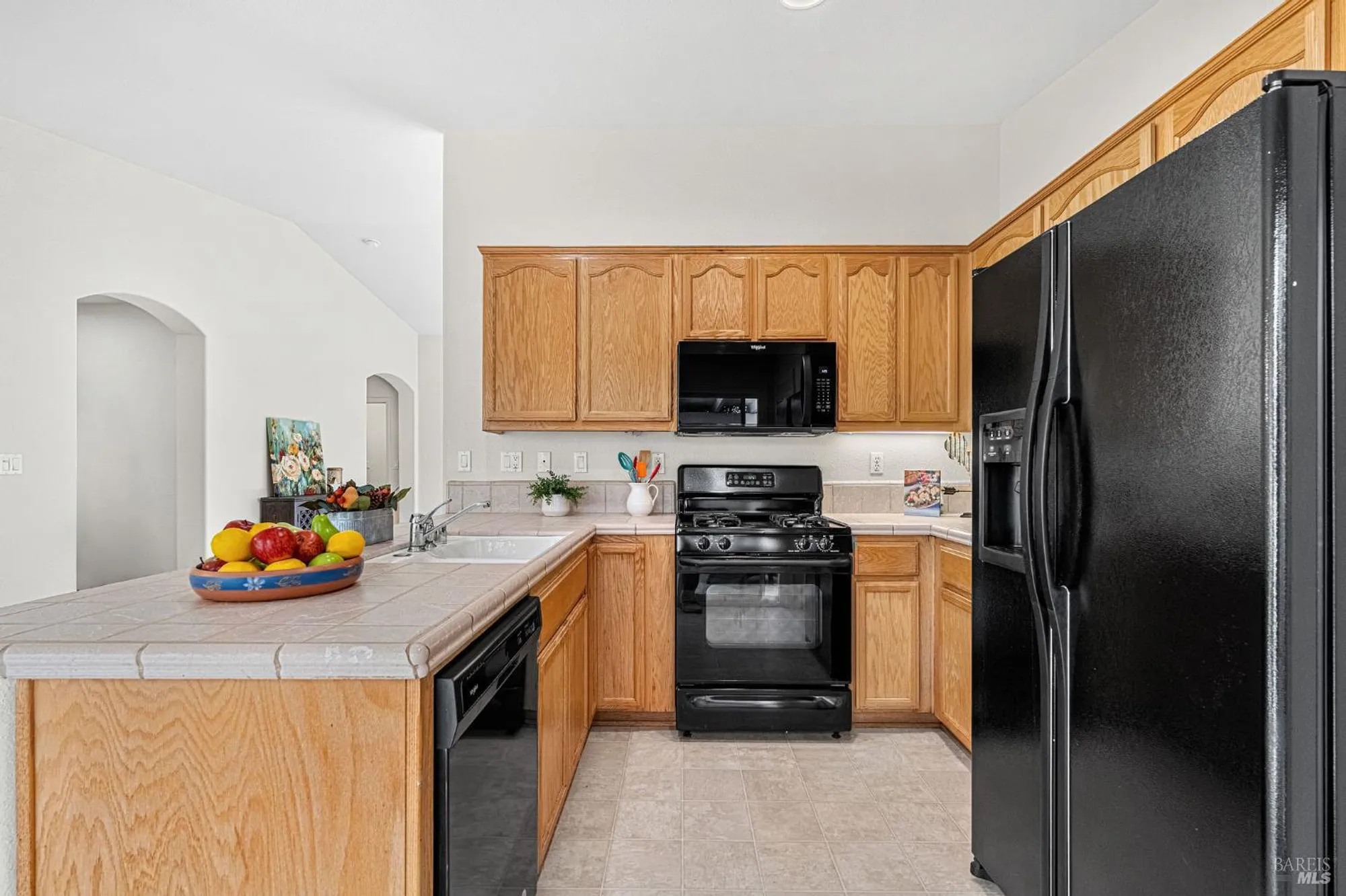 Property Slideshow image 13 of 75 | 375 atlantic dr, Rio Vista, CA, 94571