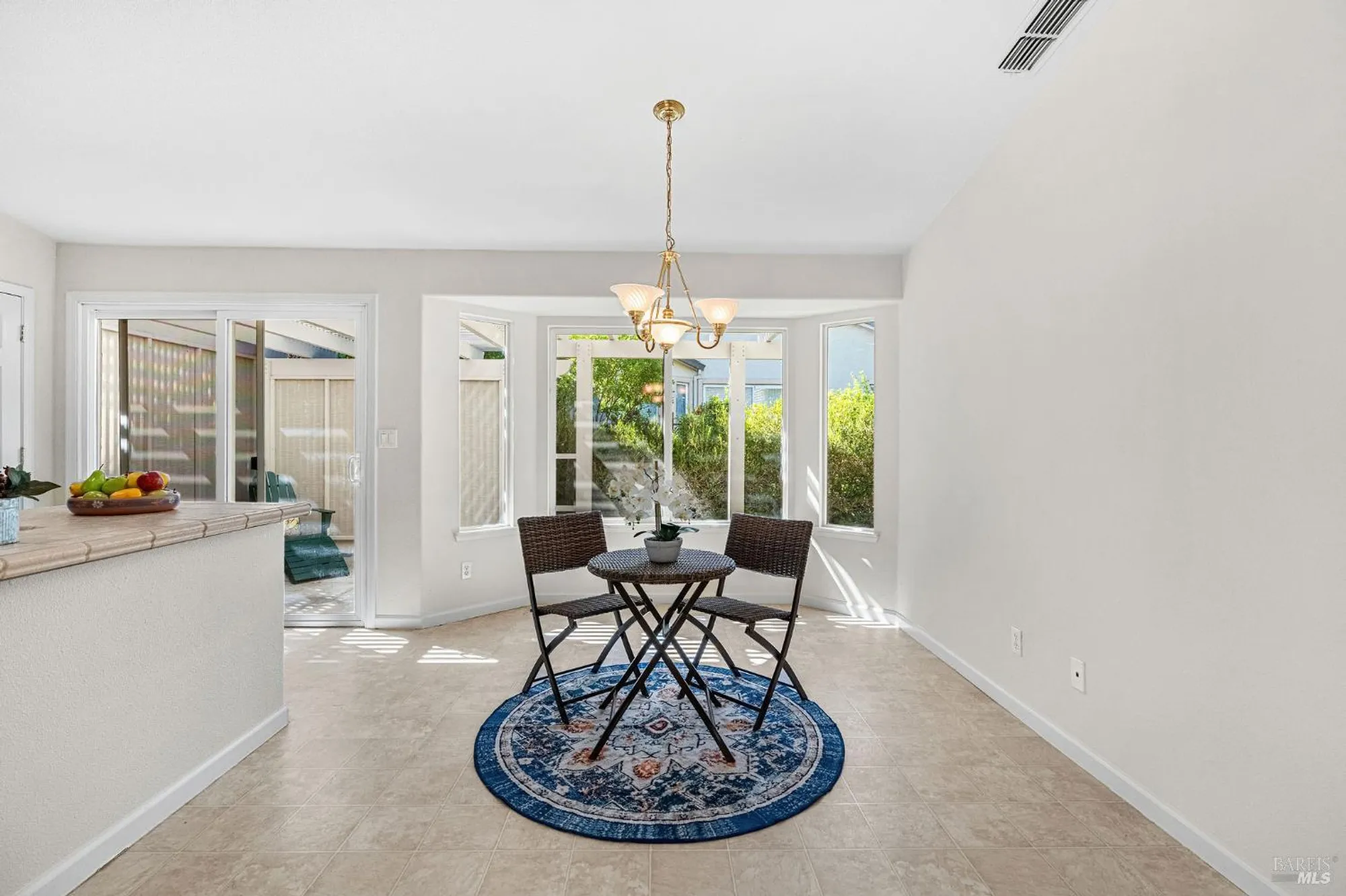 Property Slideshow image 8 of 75 | 375 atlantic dr, Rio Vista, CA, 94571