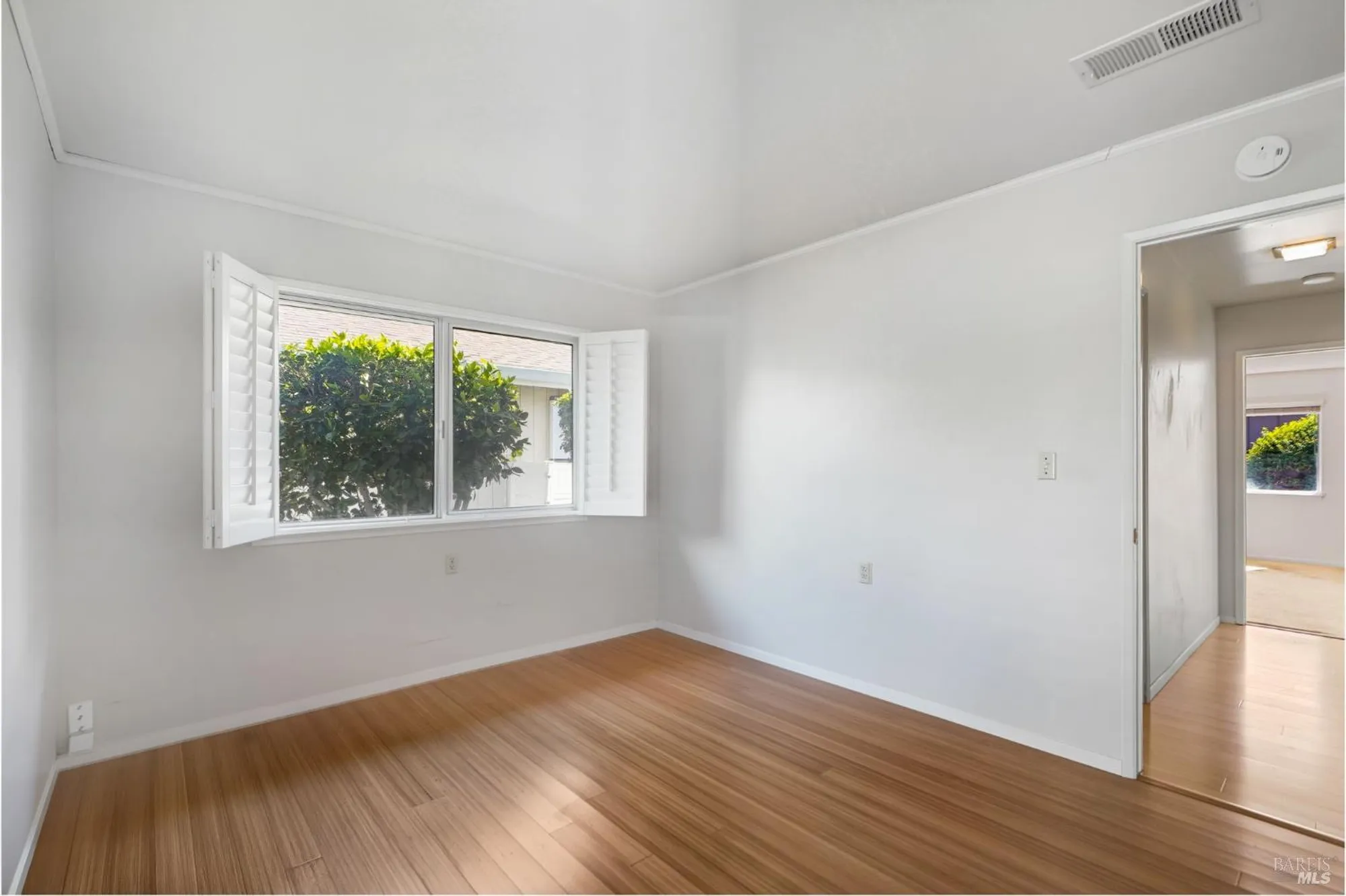 Property Slideshow image 11 of 18 | 316 green field cir, Santa Rosa, CA, 95409