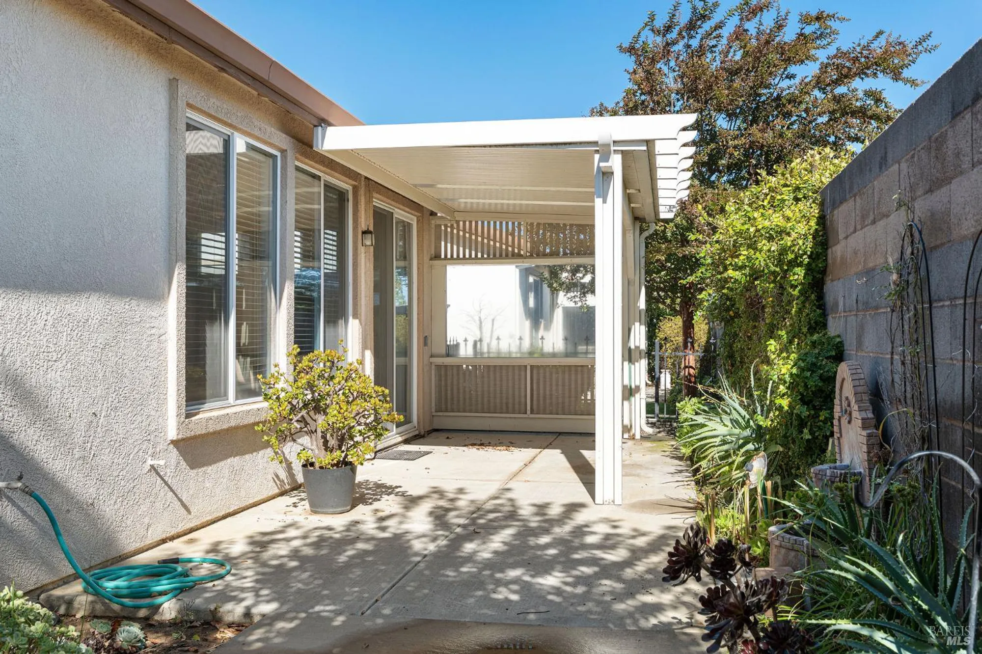 Property Slideshow image 29 of 58 | 608 american falls dr, Rio Vista, CA, 94571