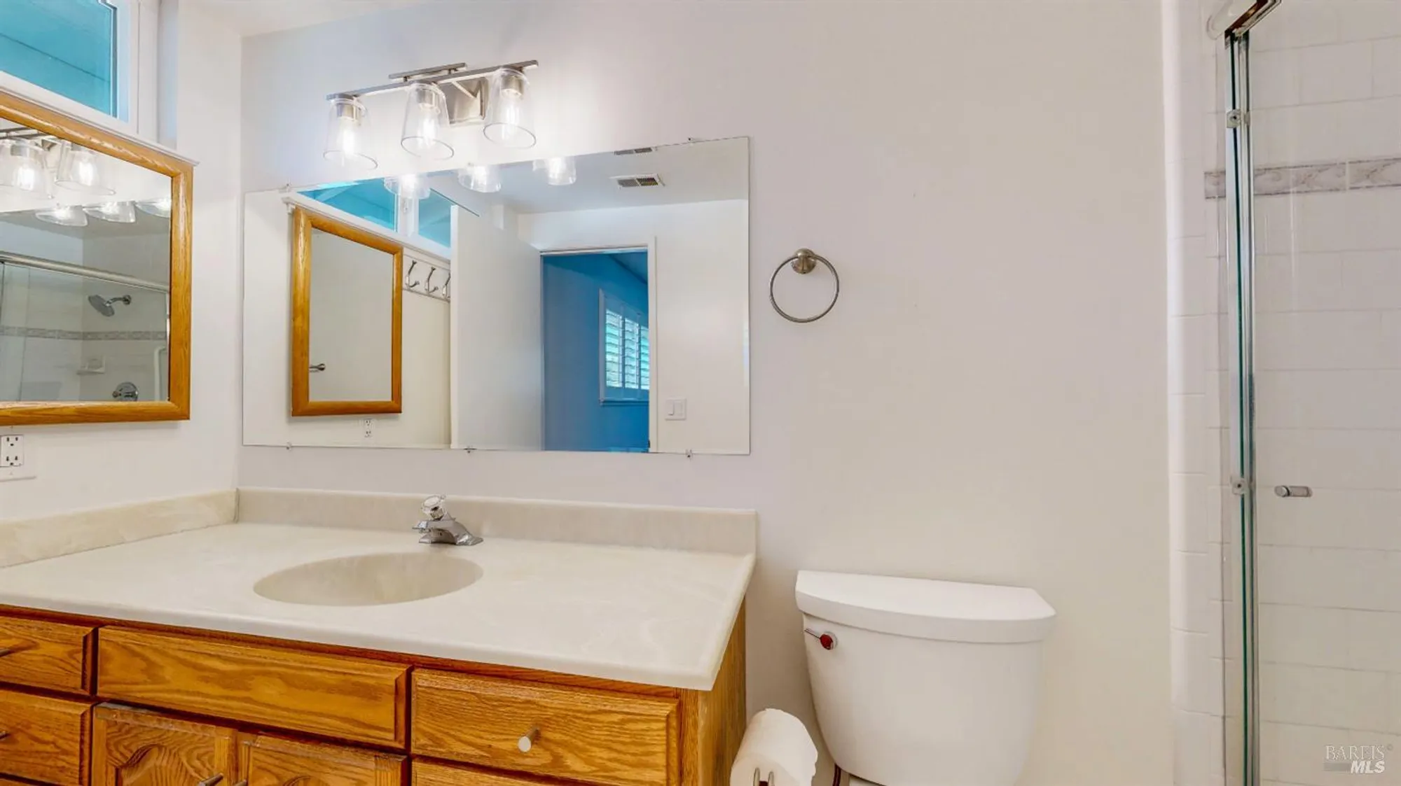 Property Slideshow image 41 of 65 | 339 valley oaks dr, Santa Rosa, CA, 95409