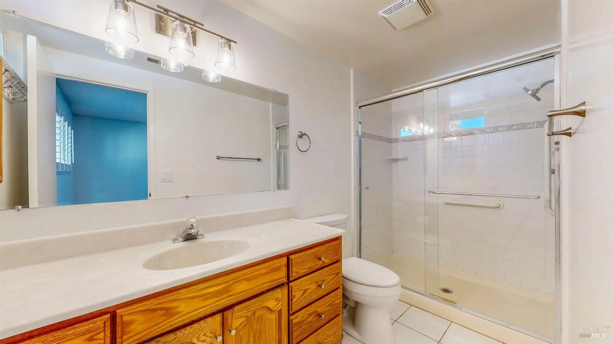 Property Slideshow image 40 of 65 | 339 valley oaks dr, Santa Rosa, CA, 95409