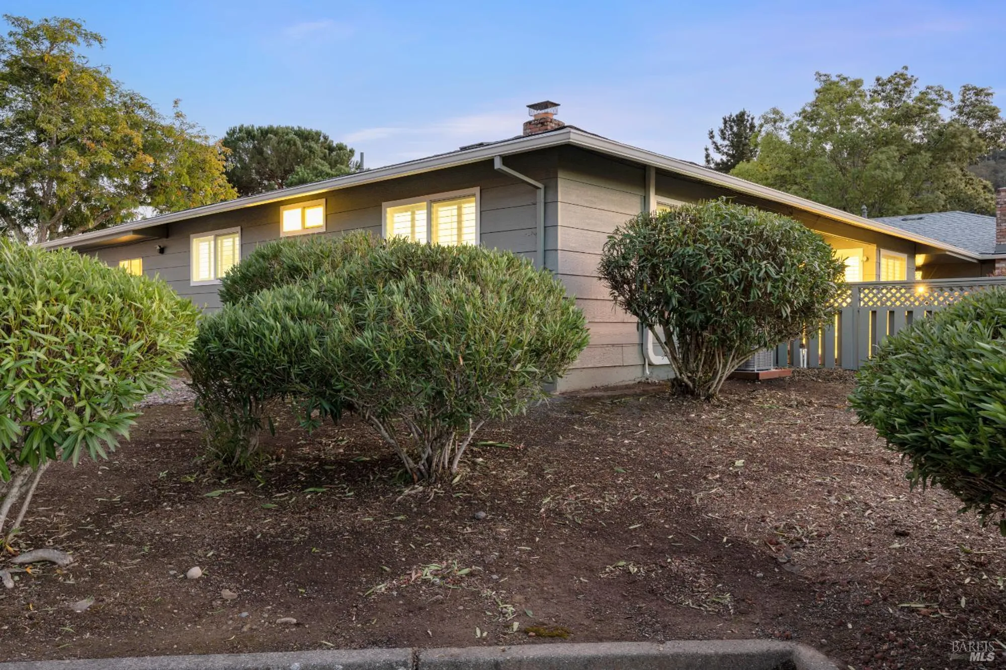 Property Slideshow image 56 of 65 | 339 valley oaks dr, Santa Rosa, CA, 95409