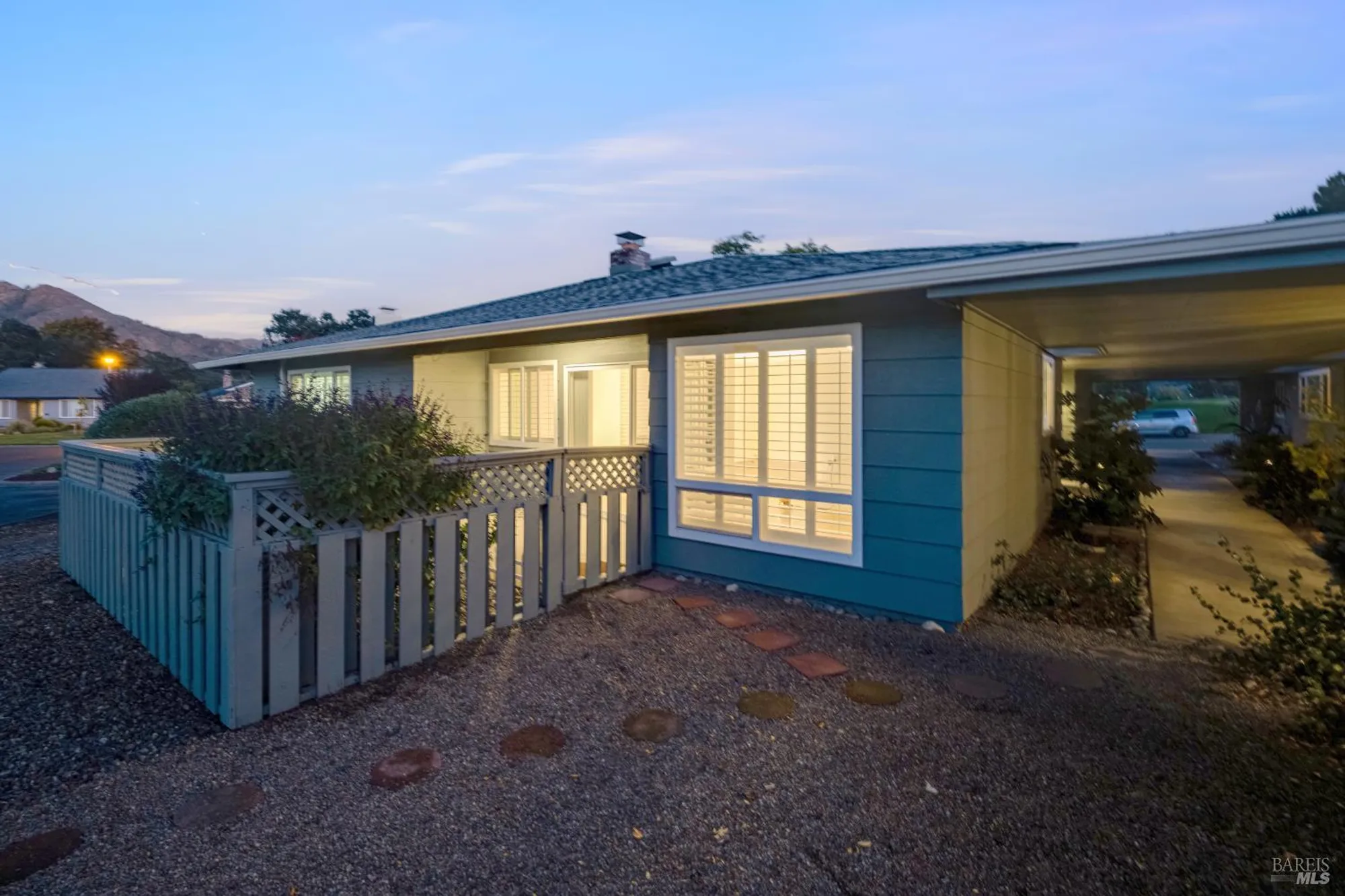 Property Slideshow image 53 of 65 | 339 valley oaks dr, Santa Rosa, CA, 95409