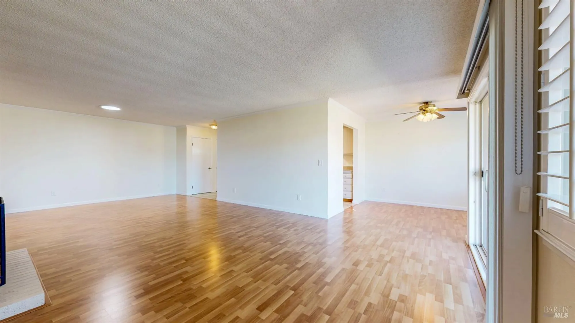 Property Slideshow image 20 of 65 | 339 valley oaks dr, Santa Rosa, CA, 95409